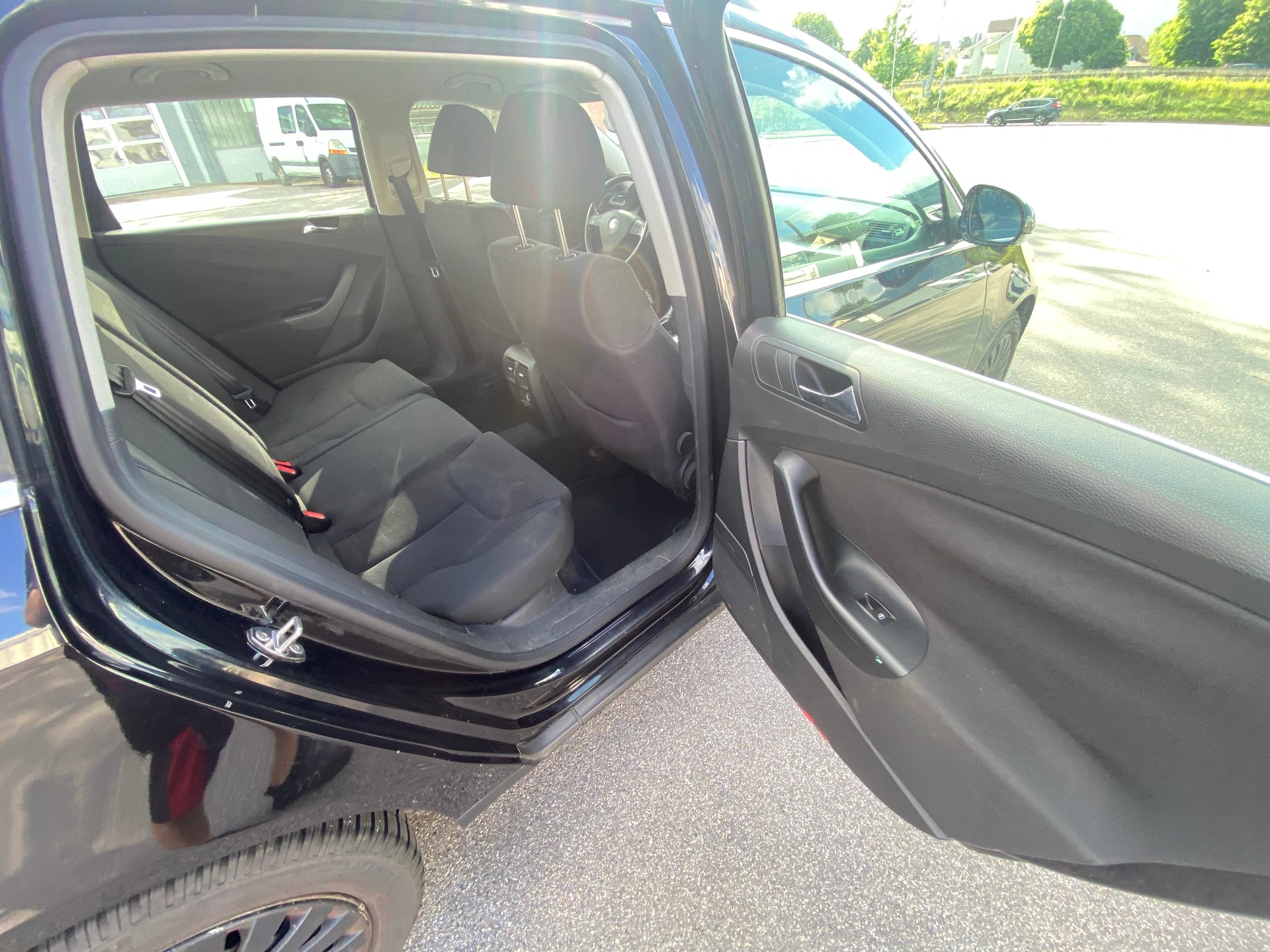 VW Passat Variant 2.0 TDI Comfortline-image-16