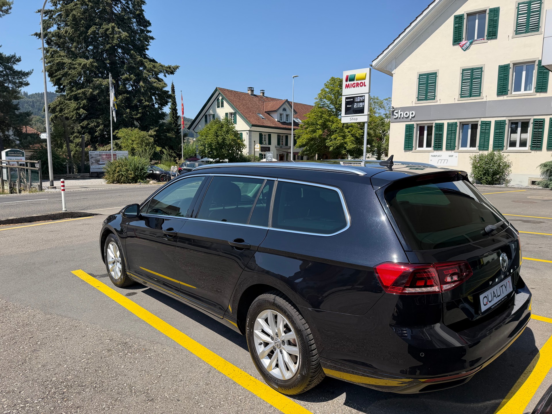 VW Passat 2.0 TDI BMT Elegance DSG-image-5