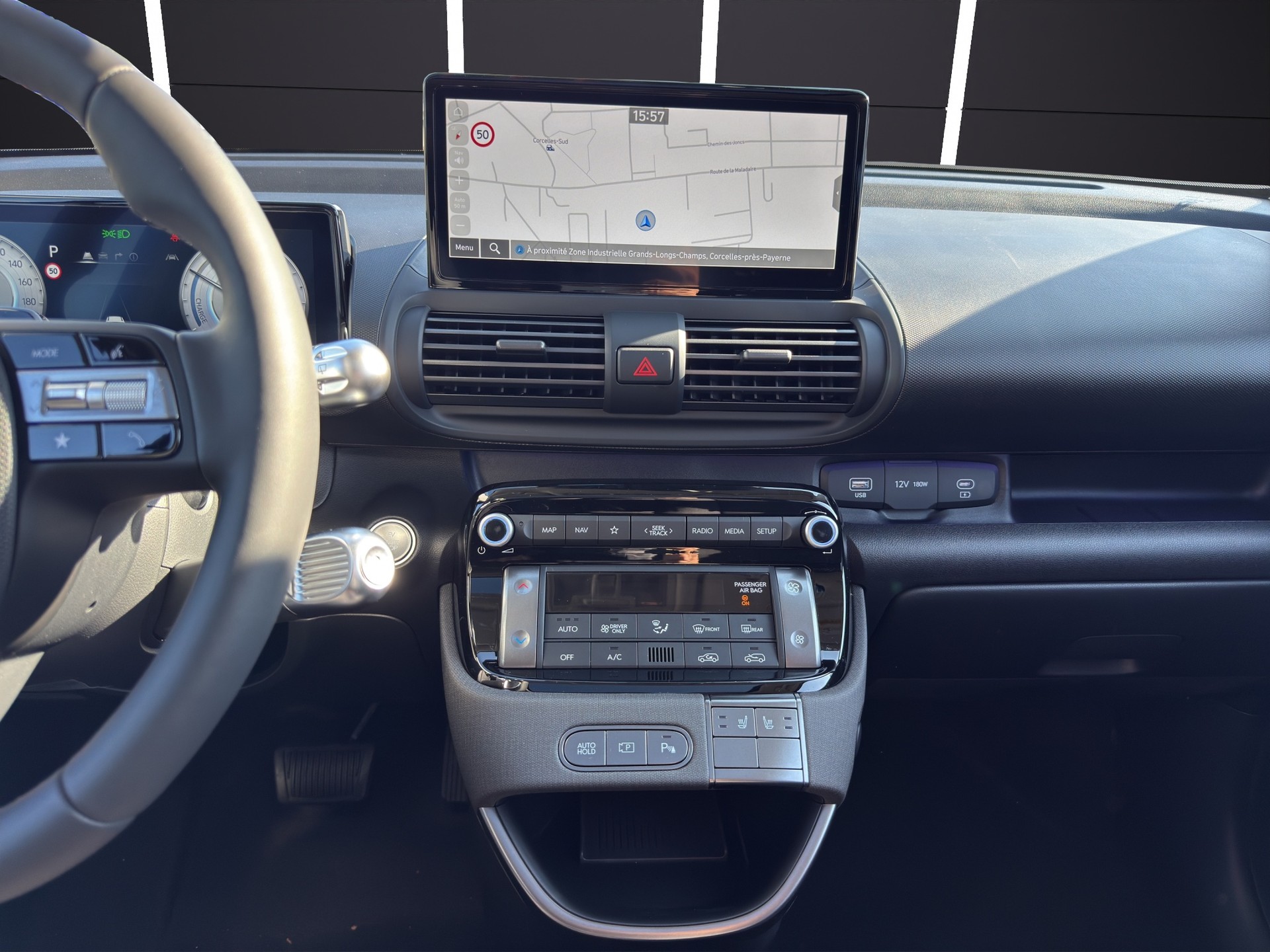 HYUNDAI Inster 49kWh Vertex-image-9