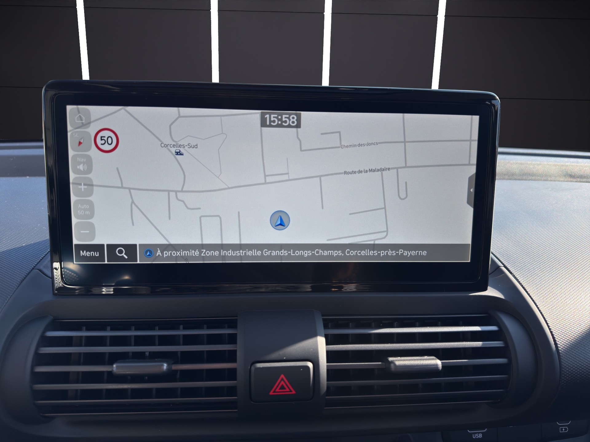 HYUNDAI Inster 49kWh Vertex-image-10