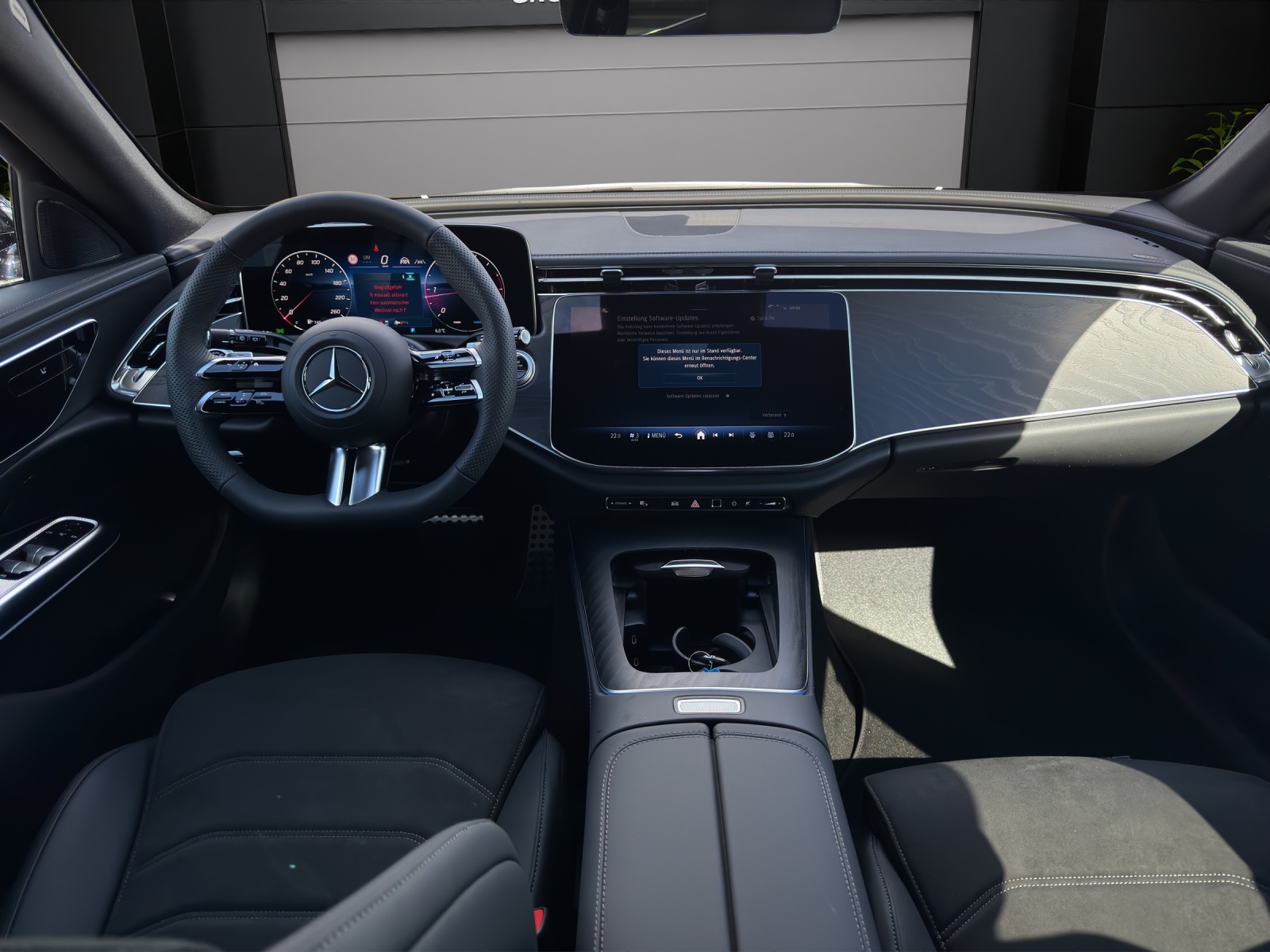 MERCEDES-BENZ E 220 d T 4Matic 9G-Tronic-image-7