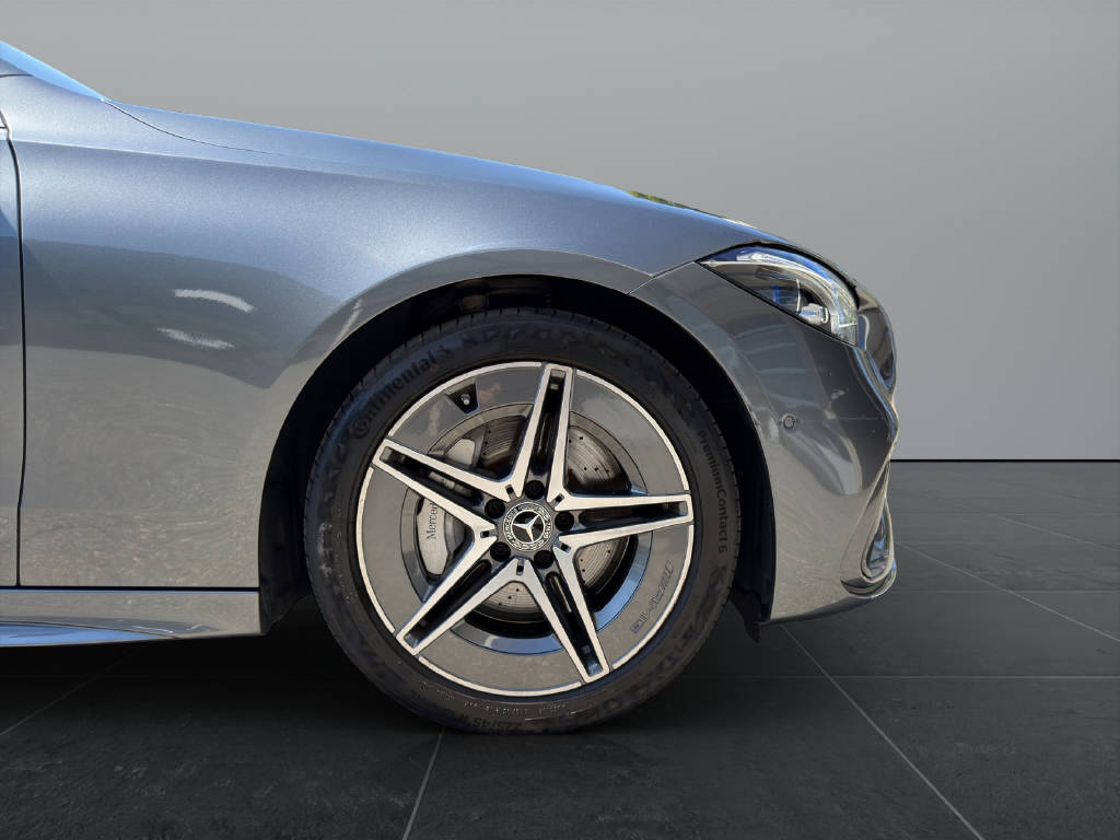 MERCEDES-BENZ C 220 d AMG Line 4matic Kombi-image-18