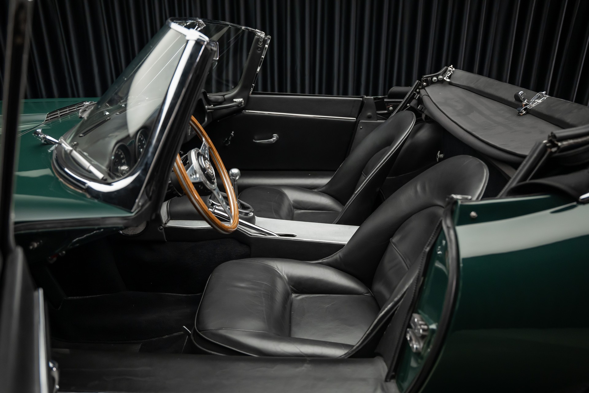 JAGUAR E-TYPE SERIES 1-image-15