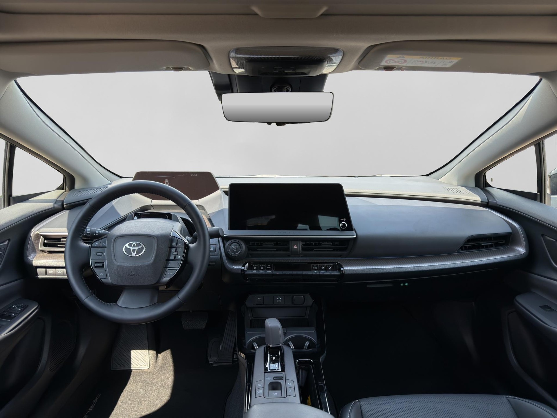 TOYOTA Prius 2.0 Plug-In-Hybrid Premium-image-2