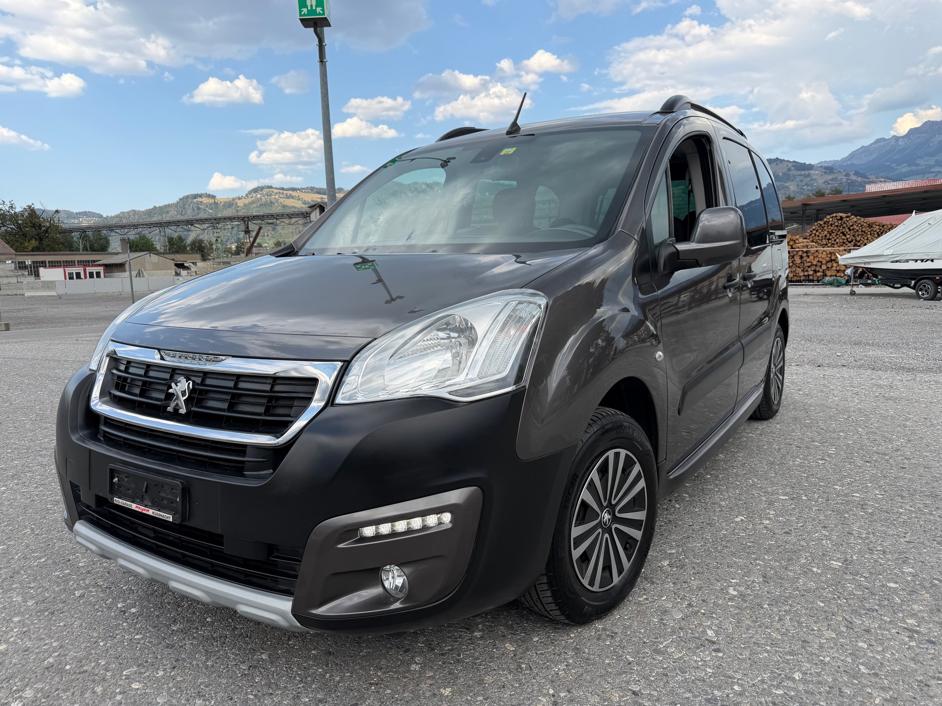 PEUGEOT Partner 1.6 BlueHDi Allure