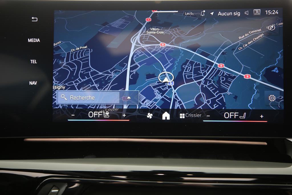 BMW X1 30e xDrive paddles-image-10