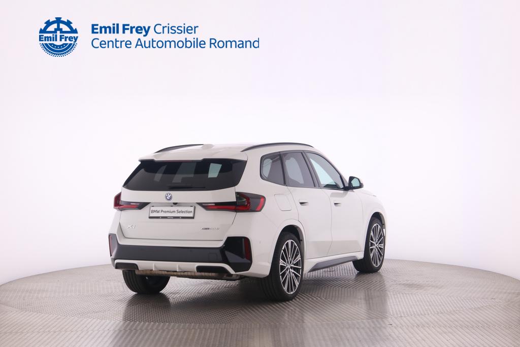 BMW X1 30e xDrive paddles-image-2