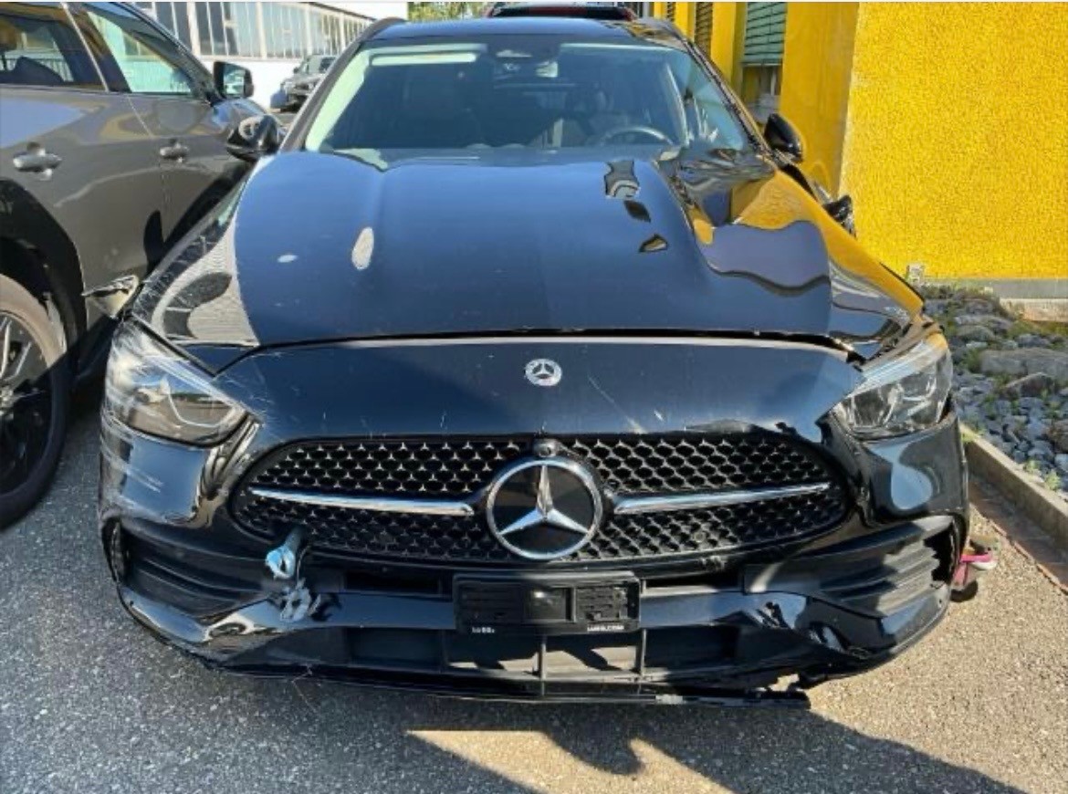 MERCEDES-BENZ C 180 T AMG Line-image-5