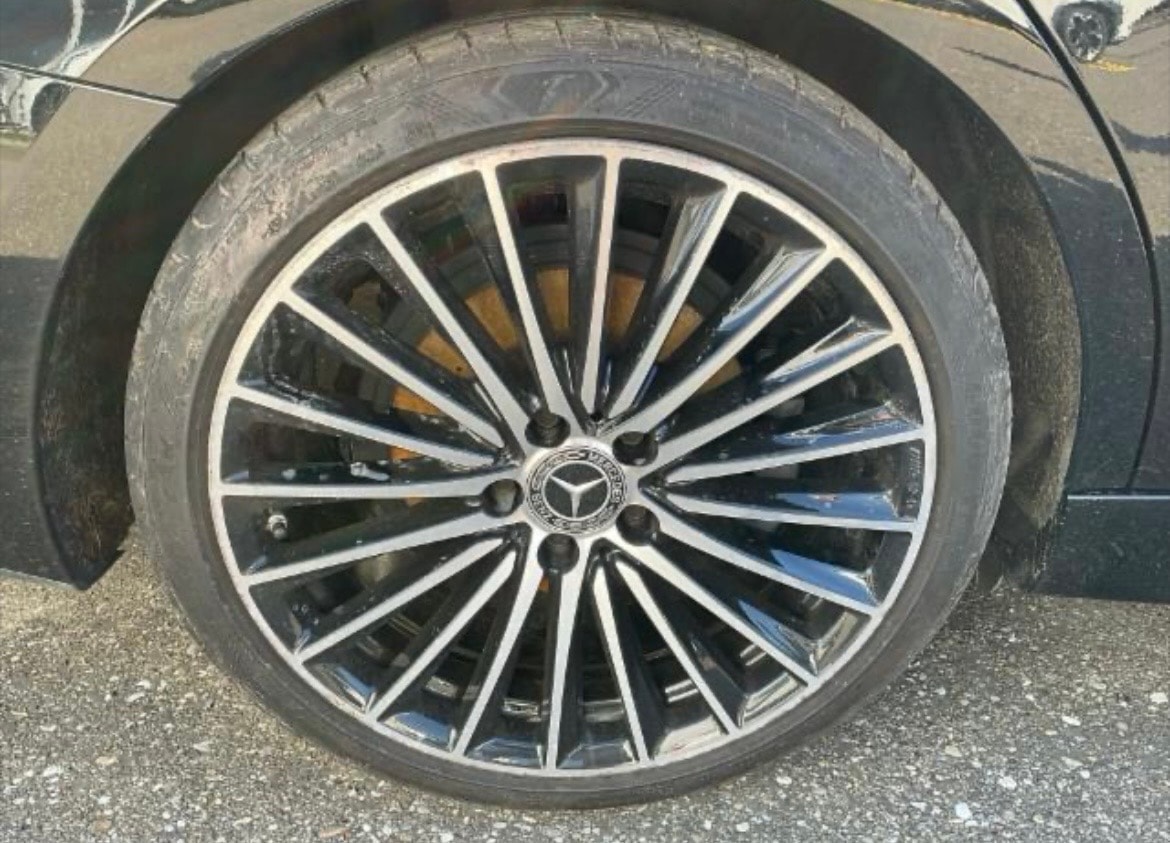 MERCEDES-BENZ C 180 T AMG Line-image-11