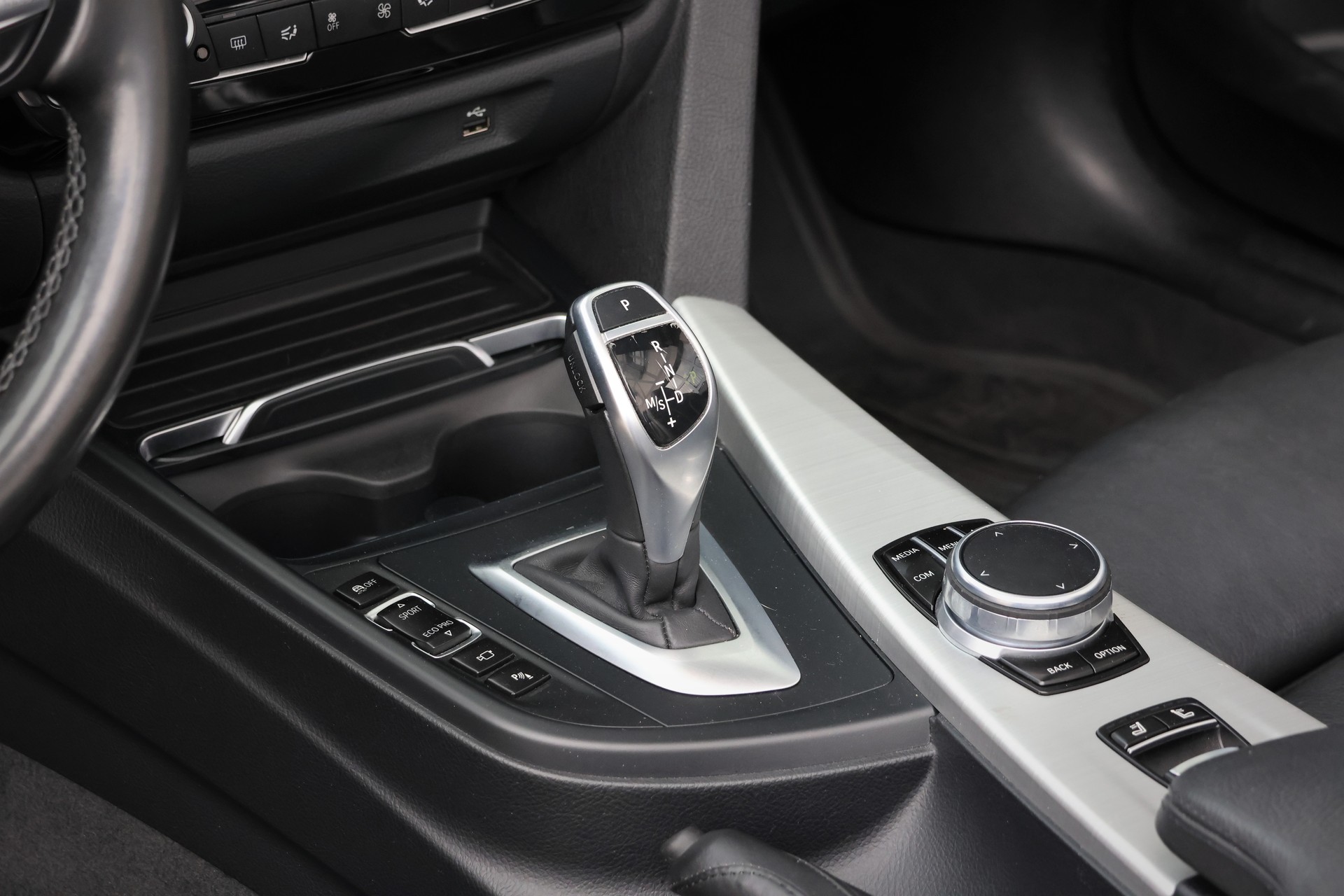 BMW 430i Cabriolet xDrive M Sport Steptronic (CH)-image-15