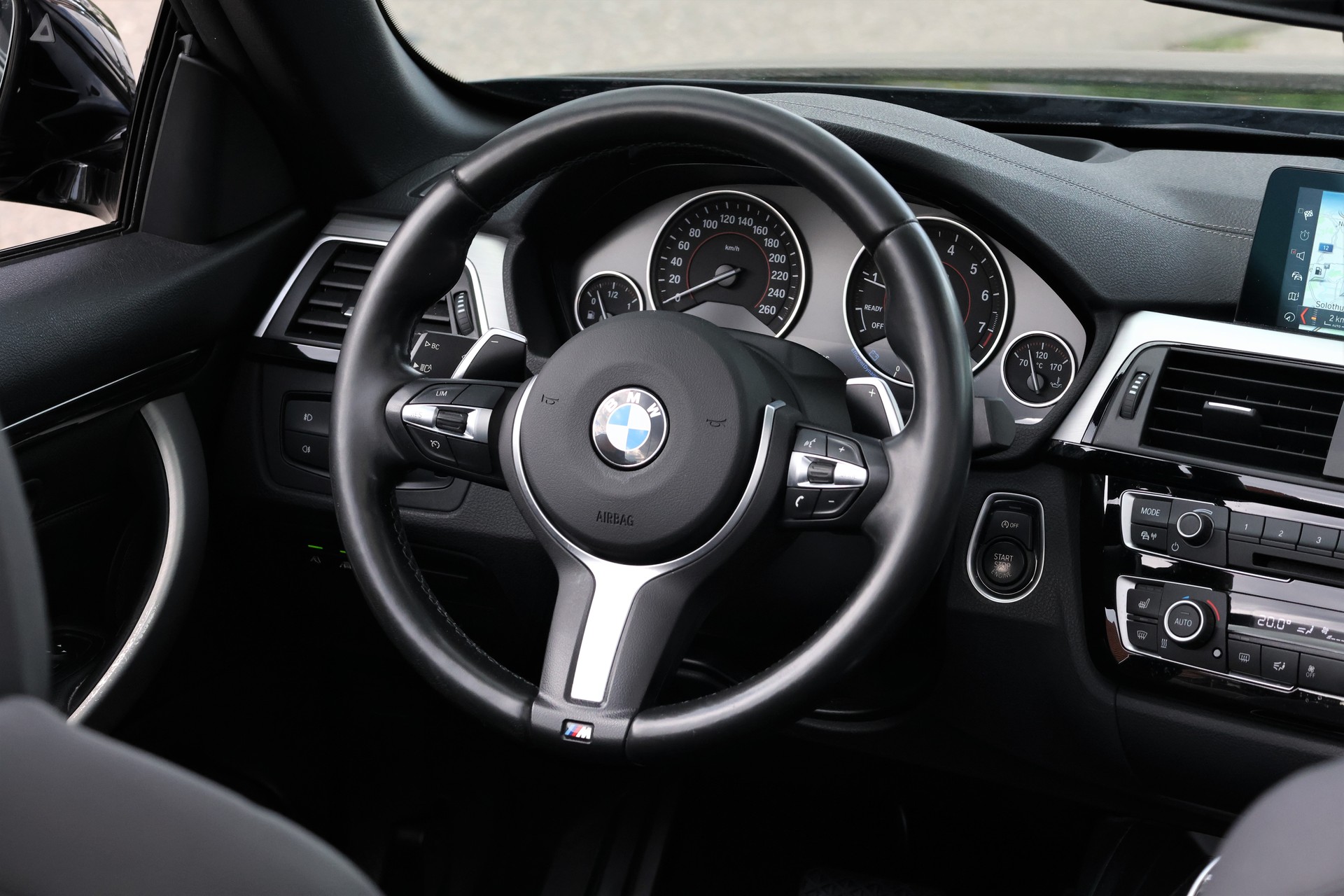 BMW 430i Cabriolet xDrive M Sport Steptronic (CH)-image-16