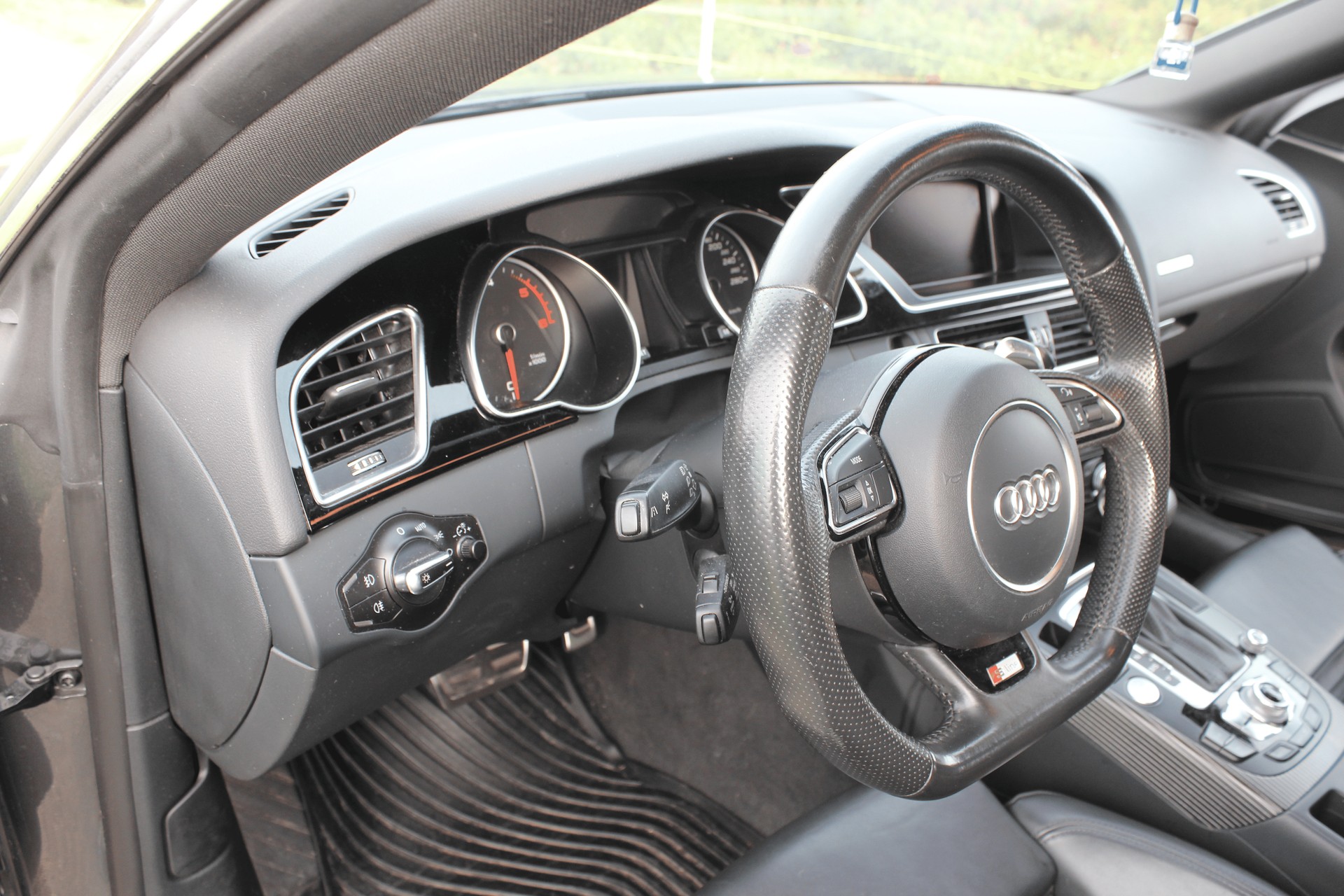 AUDI 3.0 V6 TDI 245 quat. S-Tr. Eu6-image-8