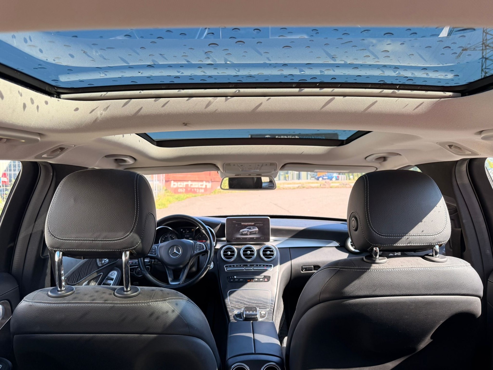 MERCEDES-BENZ C 250 d Swiss Star Avantgarde 4Matic 9G-Tronic-image-8
