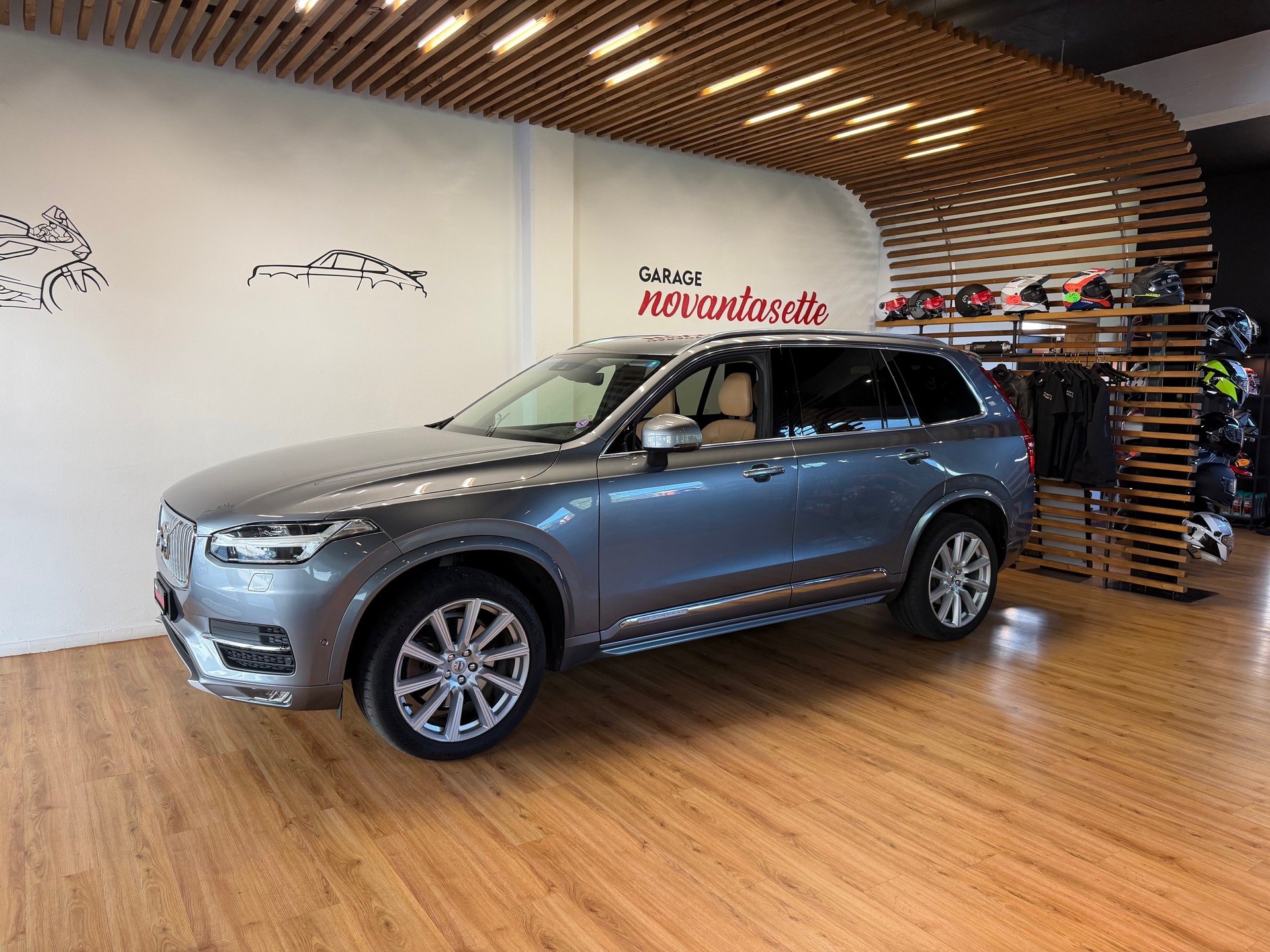 VOLVO XC90 T6 AWD Inscription Geartronic-image-5