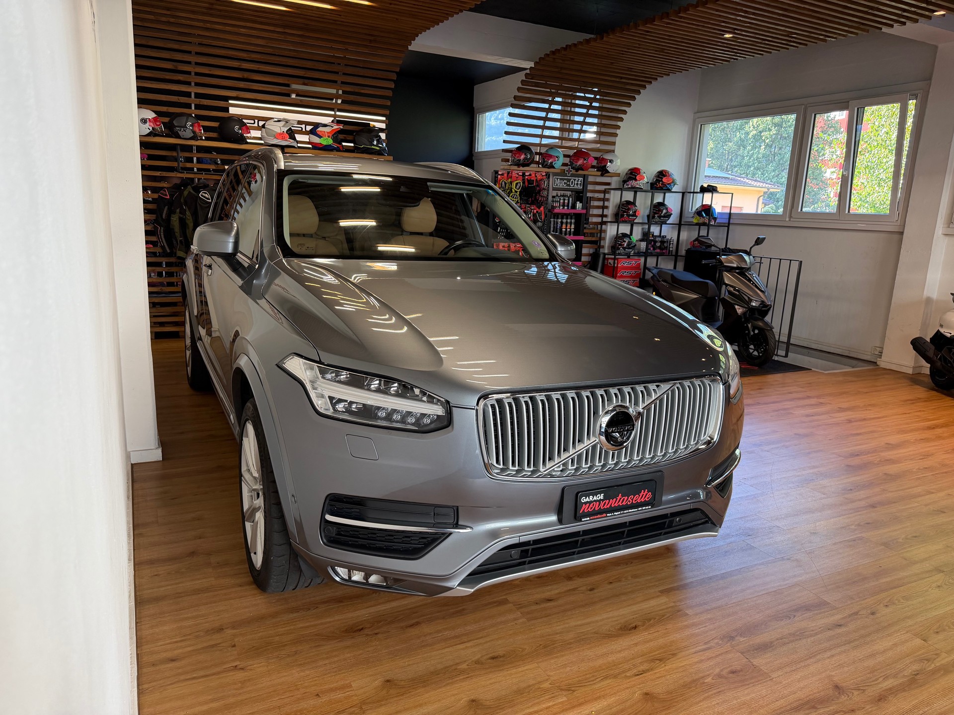 VOLVO XC90 T6 AWD Inscription Geartronic-image-1