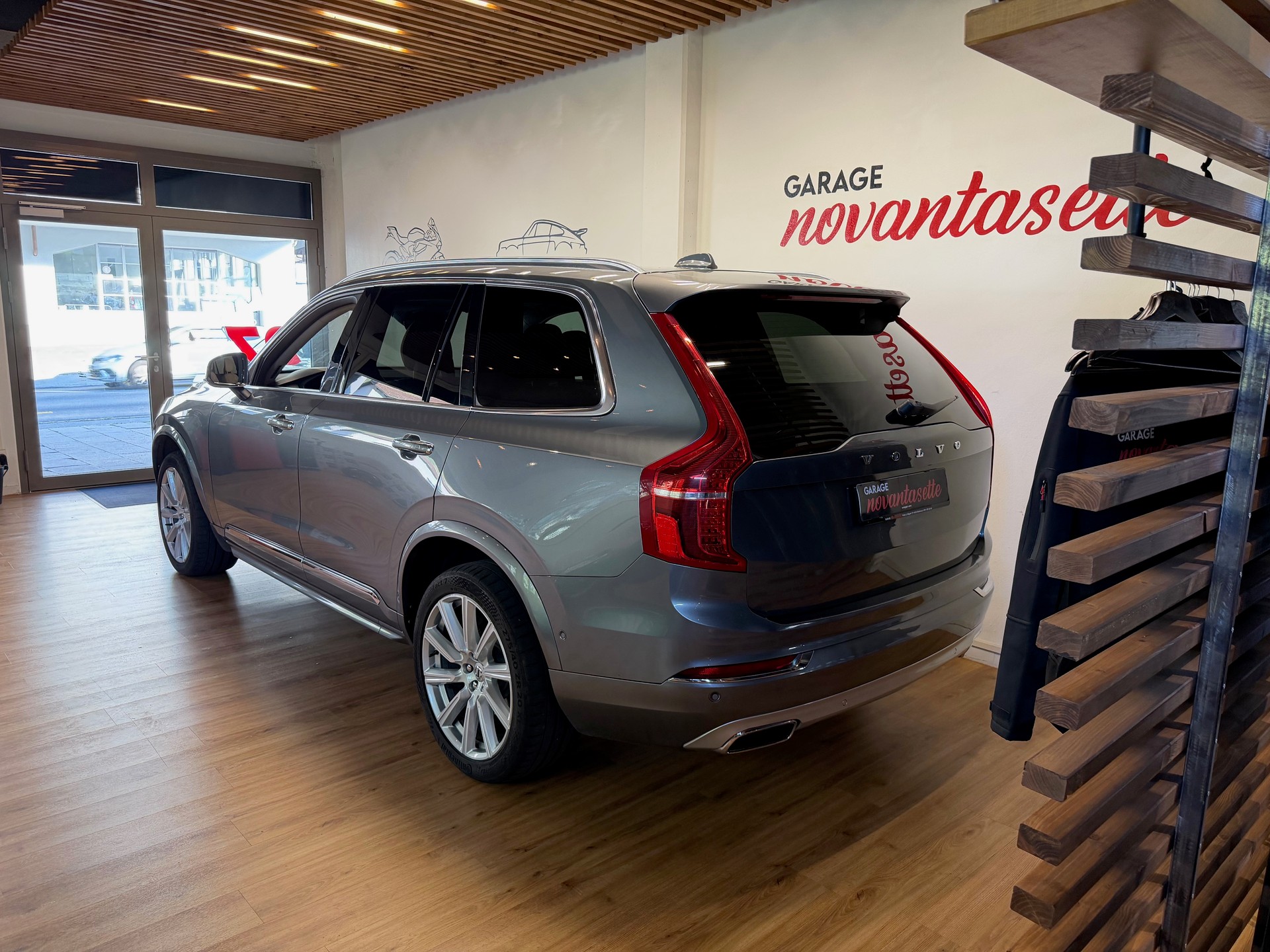 VOLVO XC90 T6 AWD Inscription Geartronic-image-3