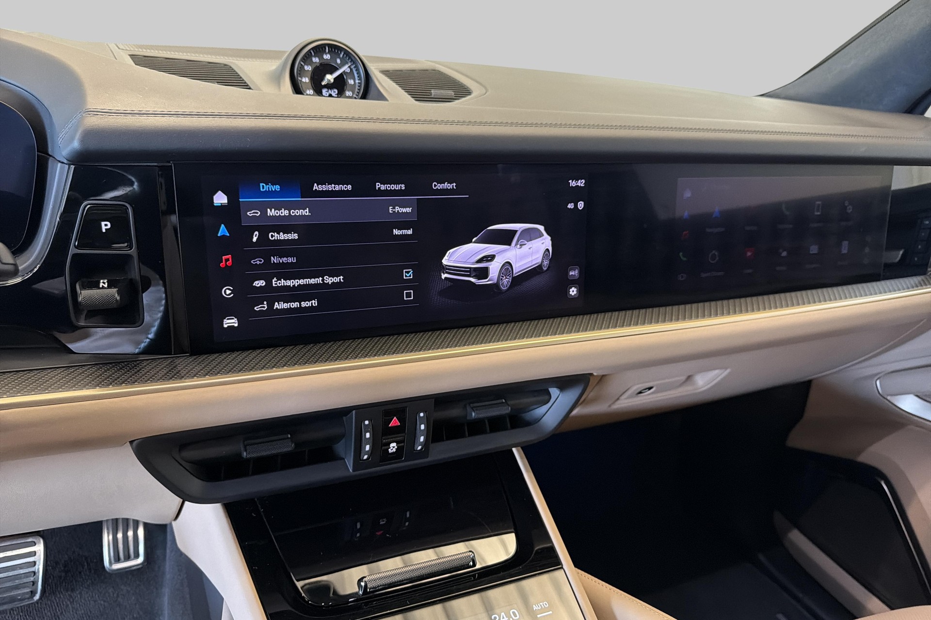 PORSCHE Cayenne Turbo E-Hybrid Tiptronic-image-10