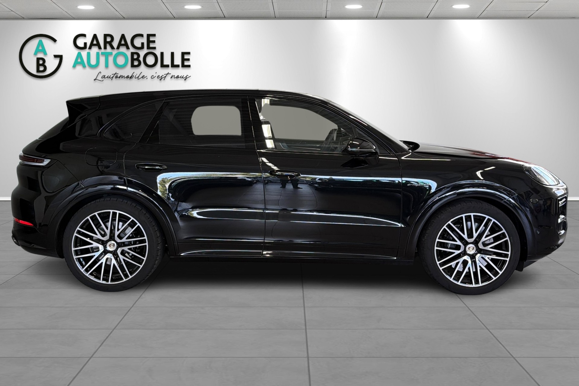 PORSCHE Cayenne Turbo E-Hybrid Tiptronic-showroom-element-2