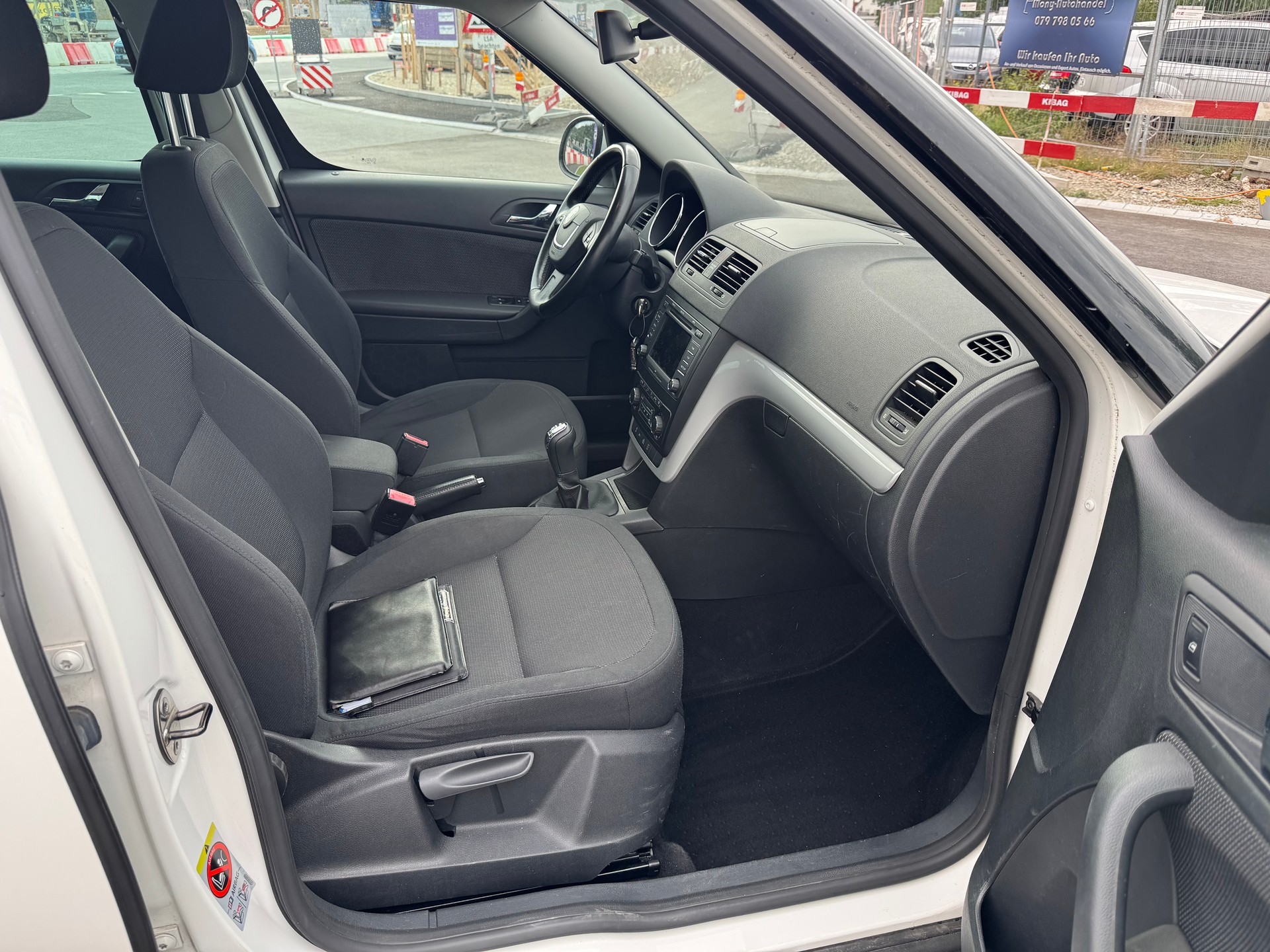 SKODA Yeti 1.8 TSI Clever 4x4-image-7
