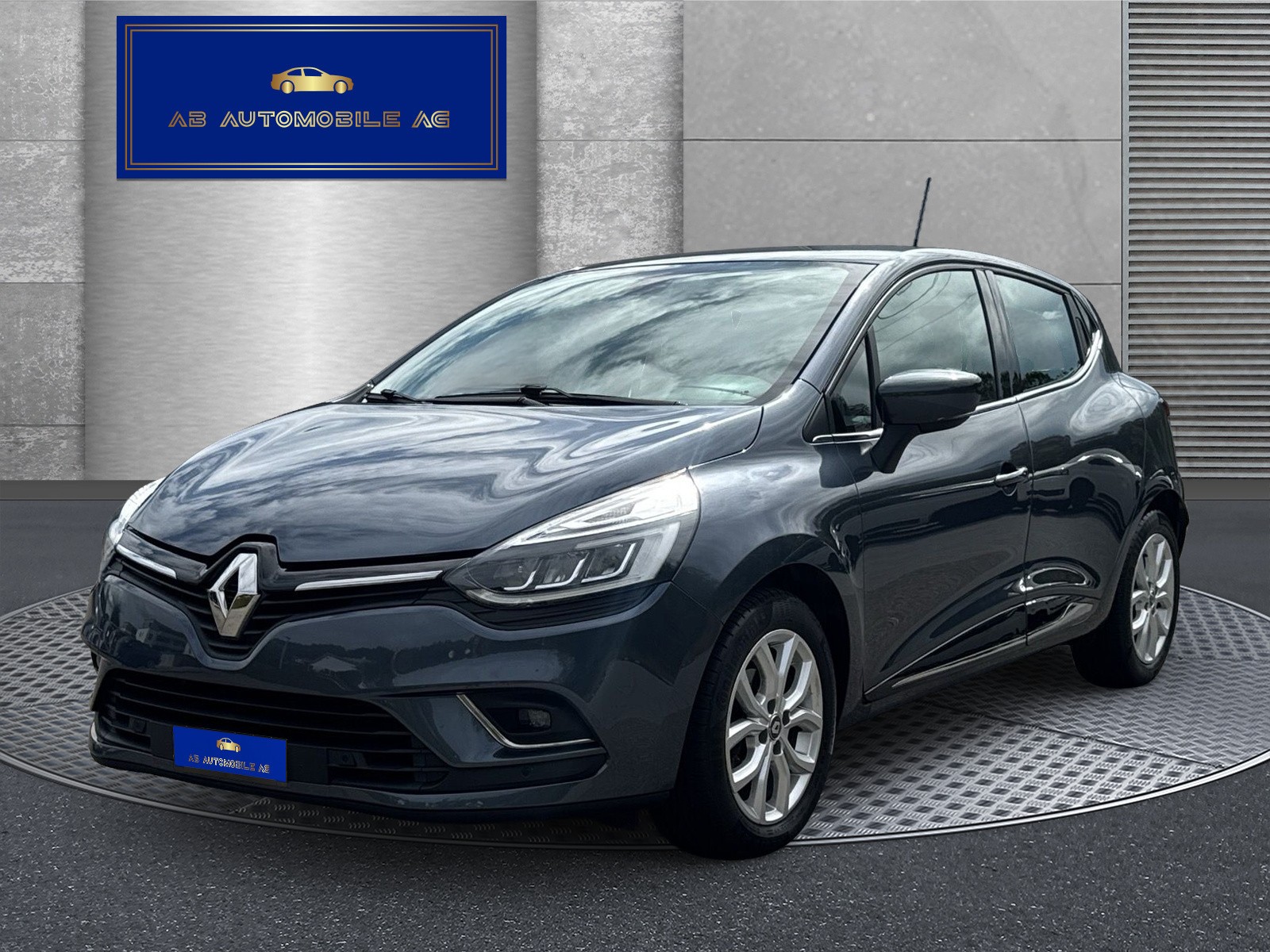 RENAULT Clio 1.2 16V T Intens EDC-image-0