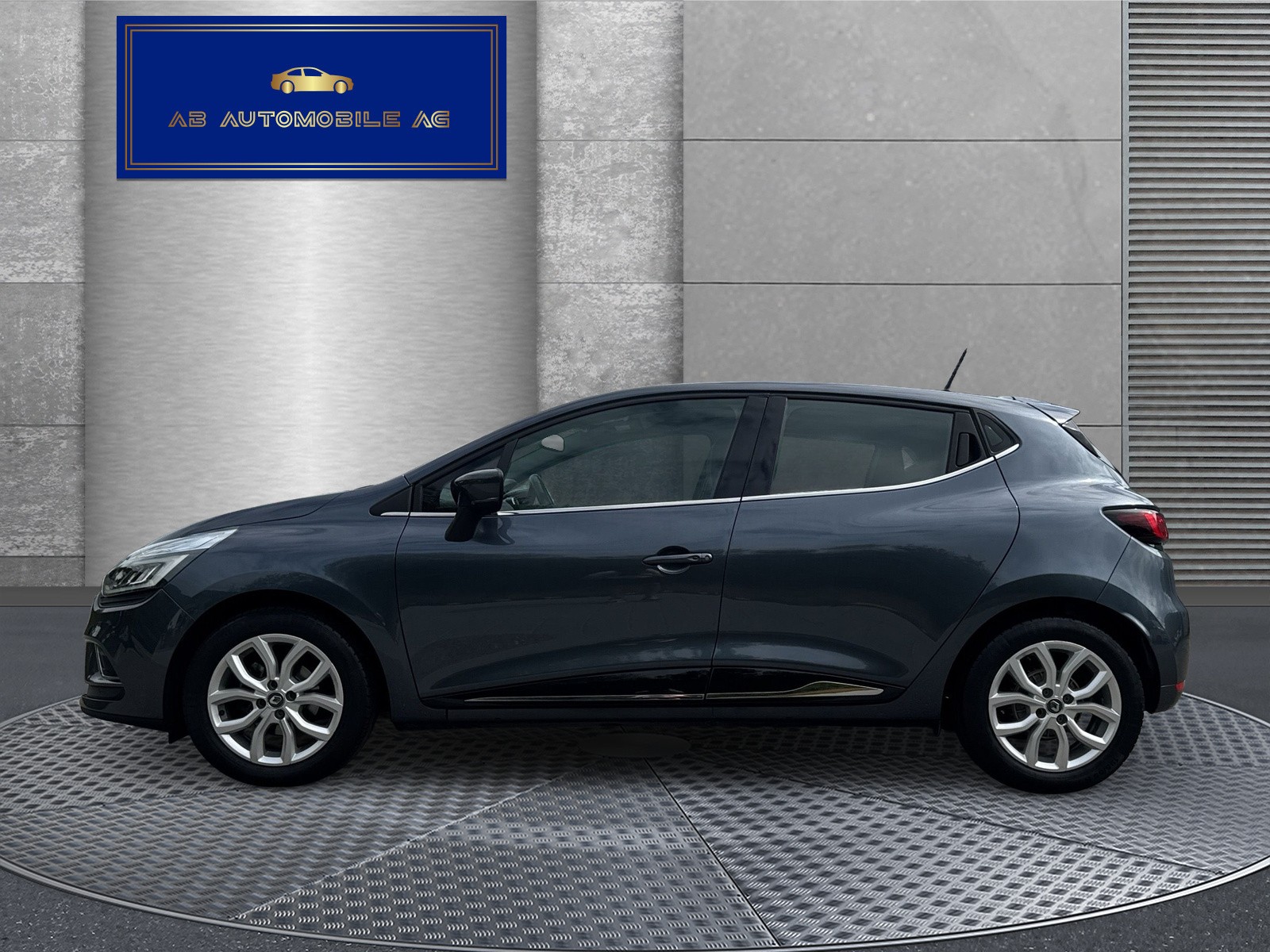 RENAULT Clio 1.2 16V T Intens EDC-image-3