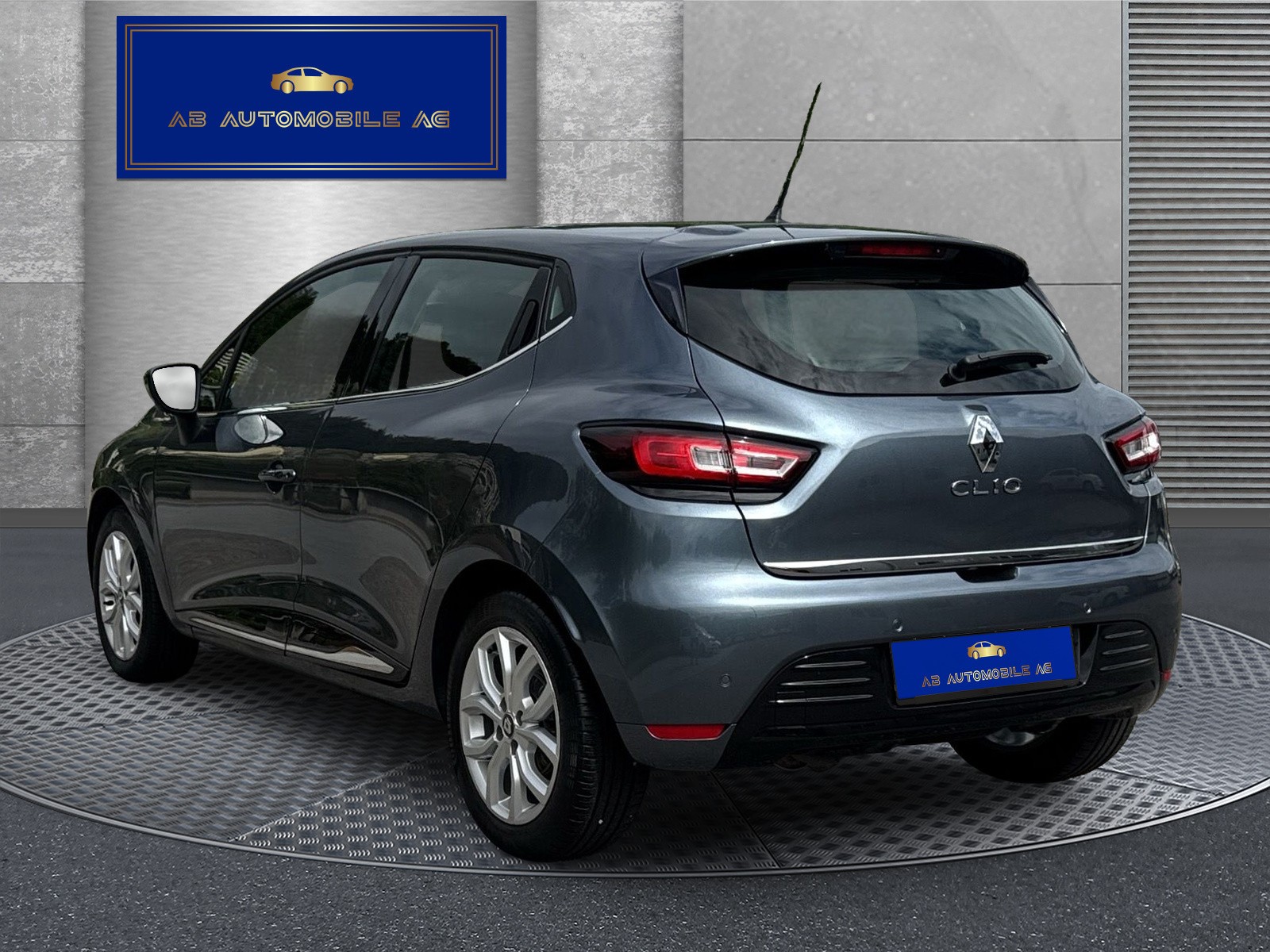 RENAULT Clio 1.2 16V T Intens EDC-image-4