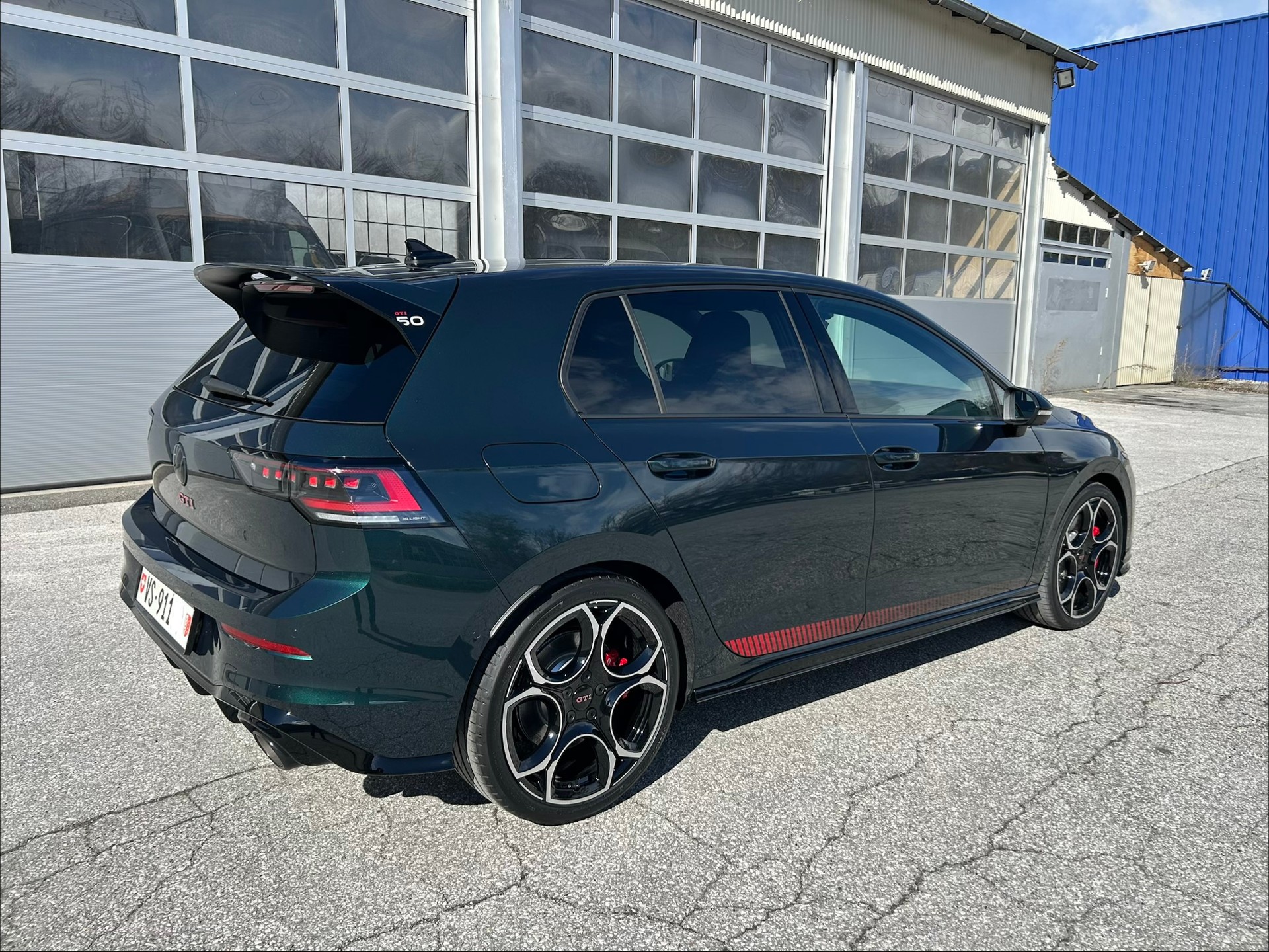 VW 2.0 TSI GTI Edition 50 DSG-image-6