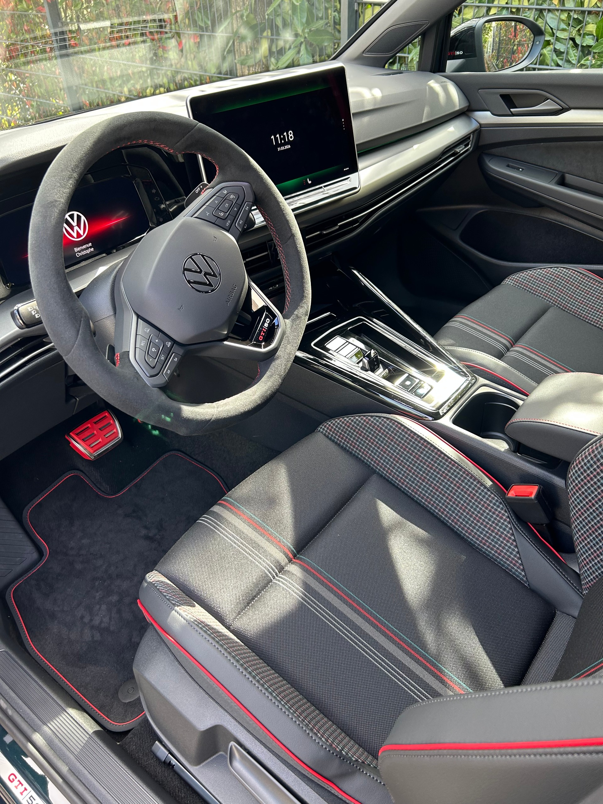 VW 2.0 TSI GTI Edition 50 DSG-image-3
