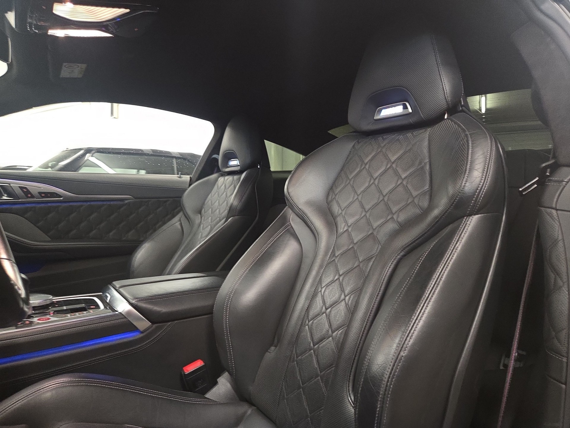BMW M8 xDrive Steptronic M Competition-image-9