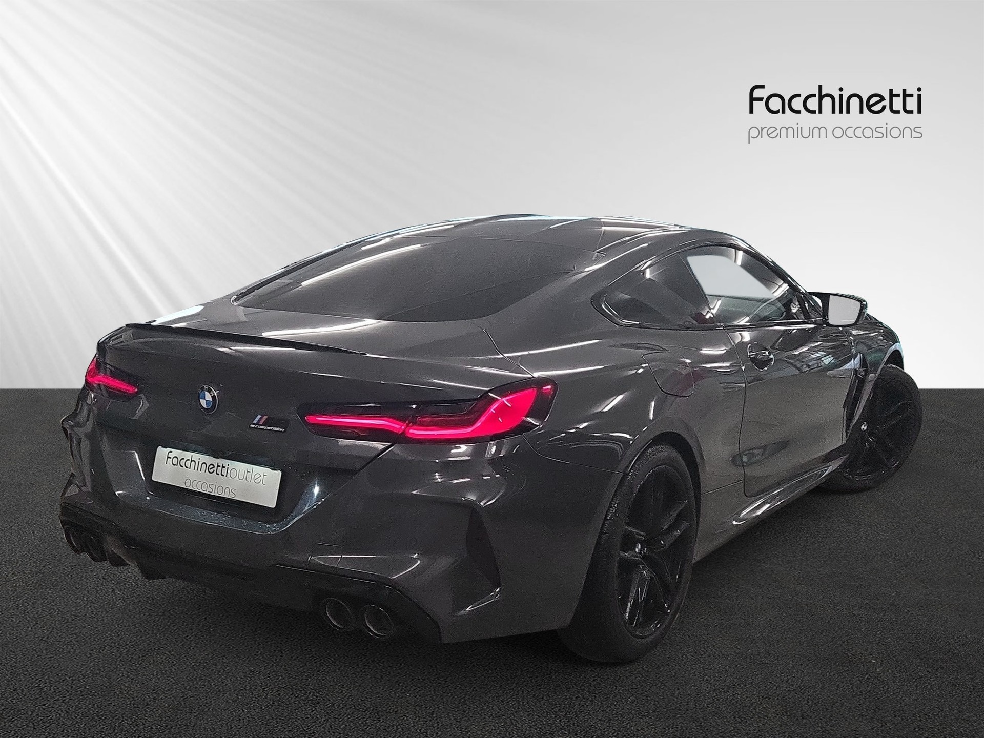 BMW M8 xDrive Steptronic M Competition-showroom-element-2