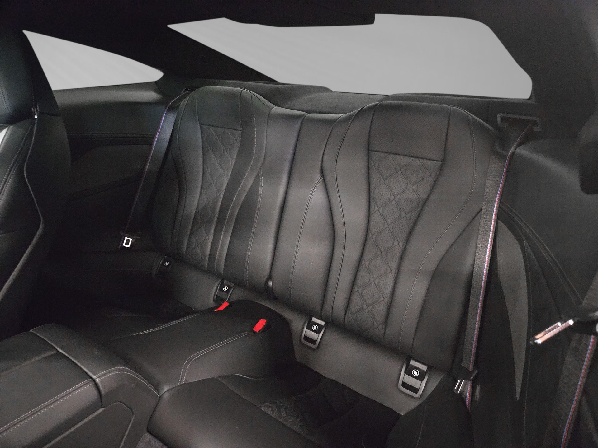 BMW M8 xDrive Steptronic M Competition-image-6