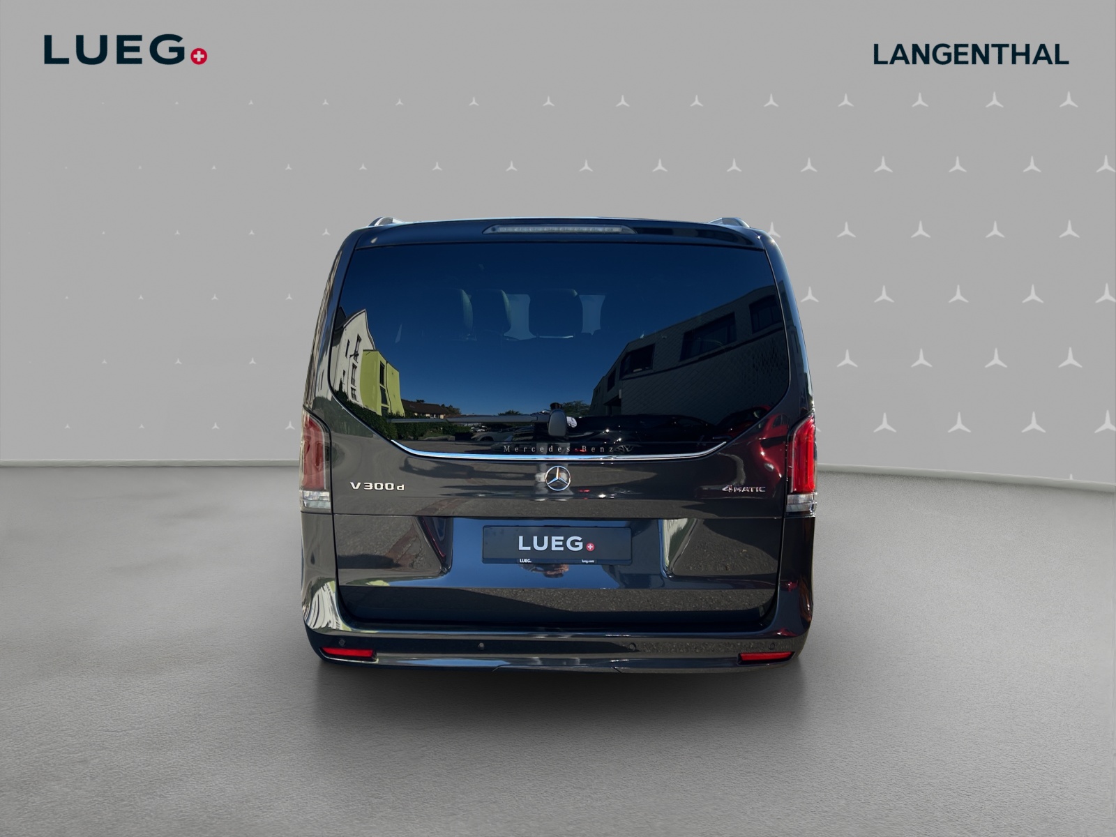 MERCEDES-BENZ V 300 d lang Avantgarde 4Matic 9G-Tronic-image-4