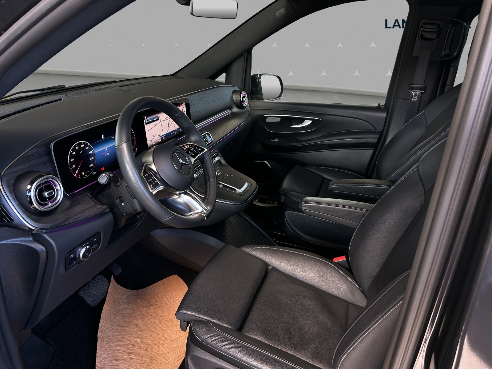 MERCEDES-BENZ V 300 d lang Avantgarde 4Matic 9G-Tronic-image-7