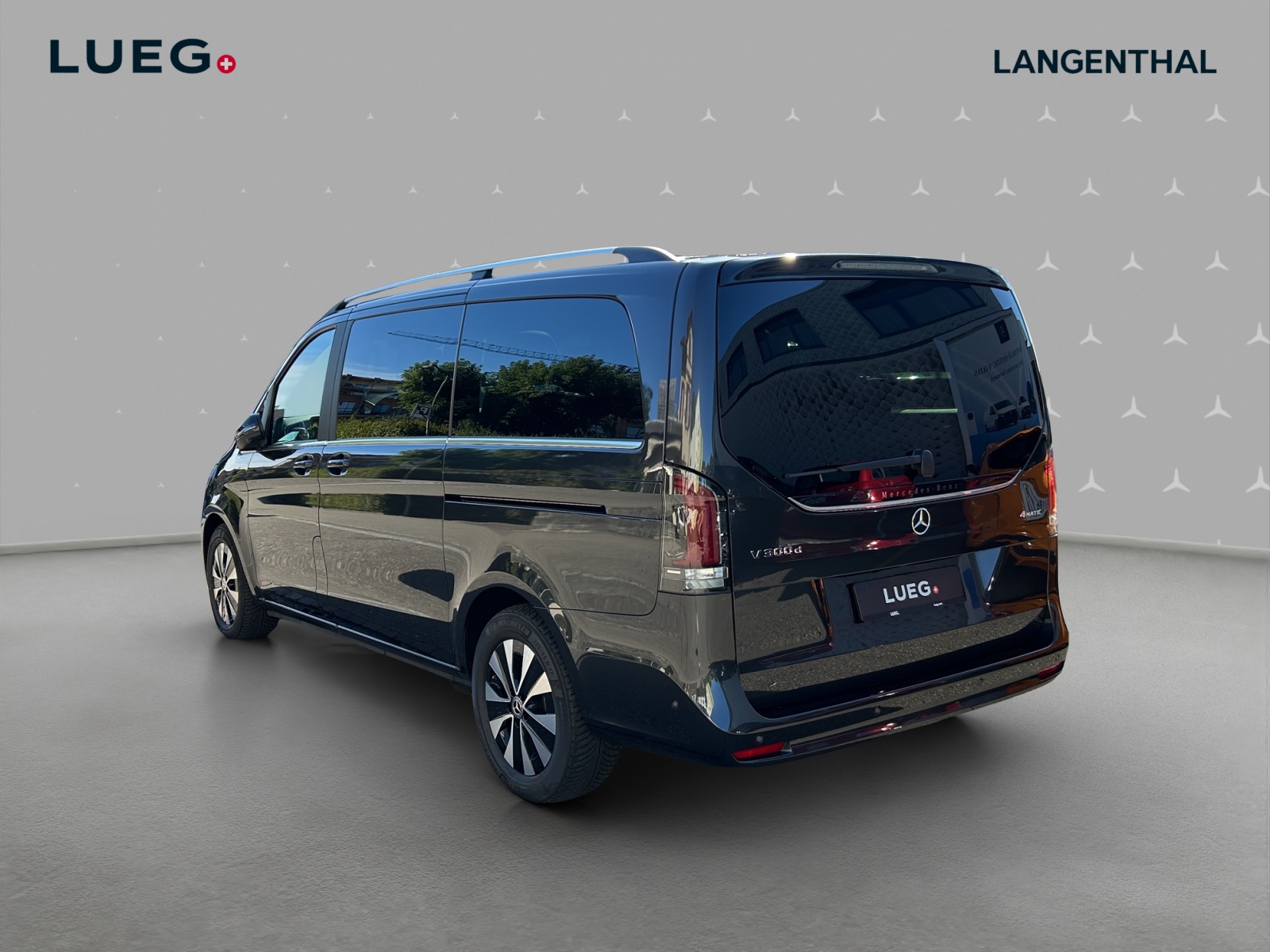 MERCEDES-BENZ V 300 d lang Avantgarde 4Matic 9G-Tronic-image-3