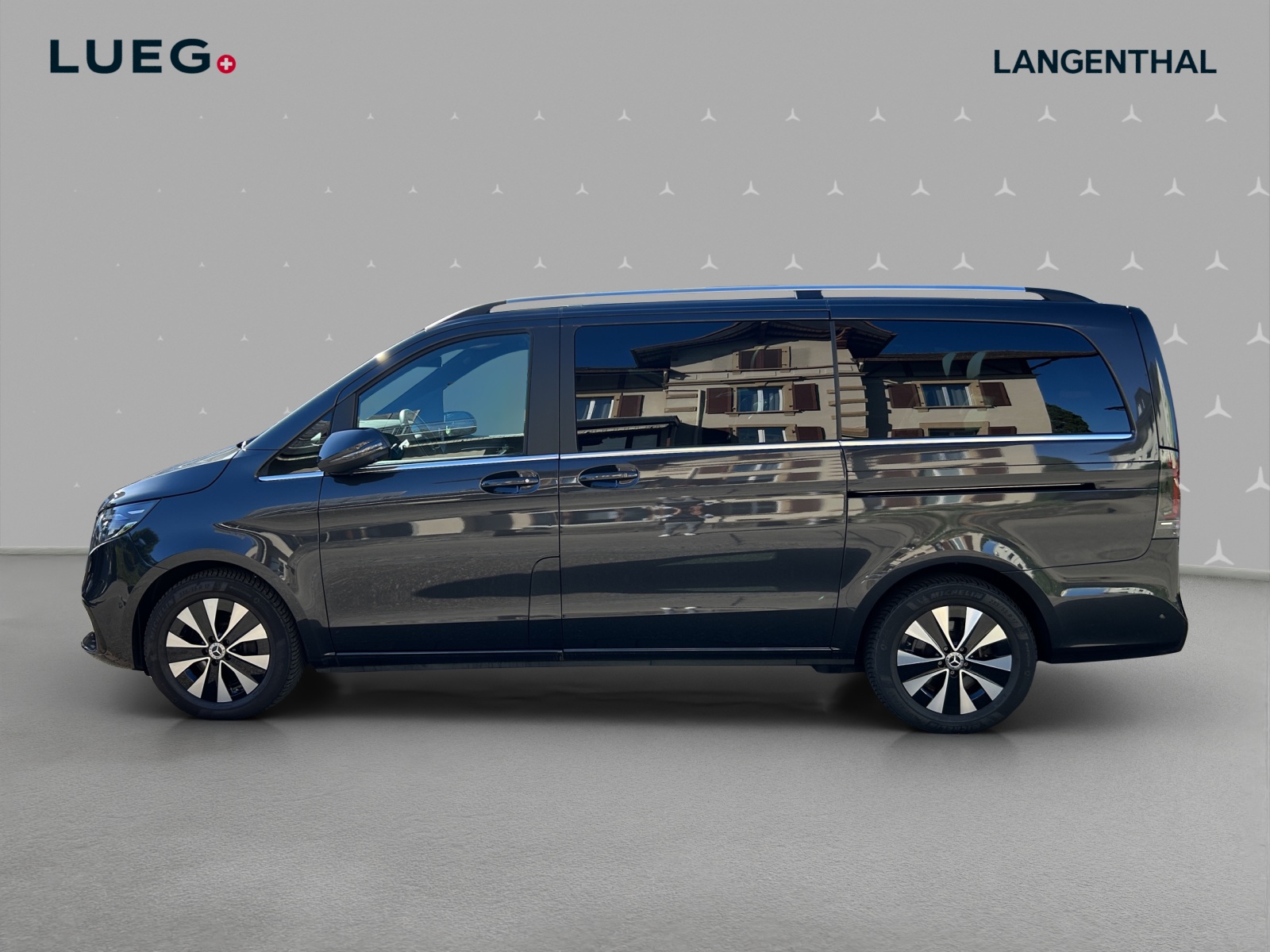 MERCEDES-BENZ V 300 d lang Avantgarde 4Matic 9G-Tronic-image-2