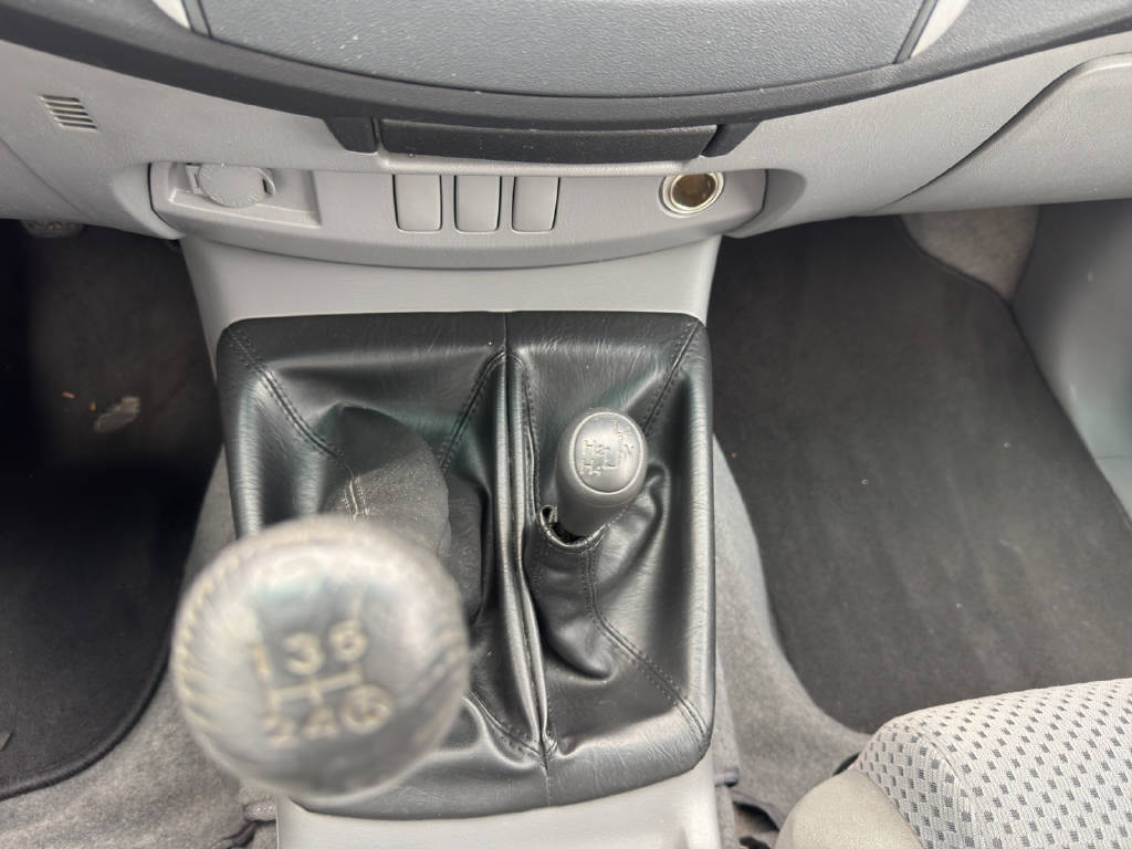 TOYOTA Hilux Double Cab.-Pick-up 3.0-4D Linea Sol-image-11