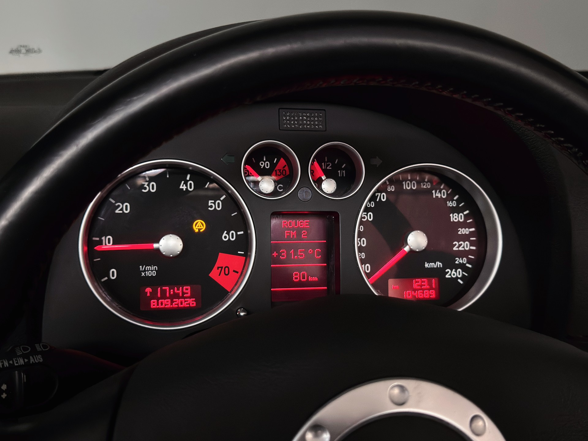 AUDI TT Roadster 1.8 T-image-22