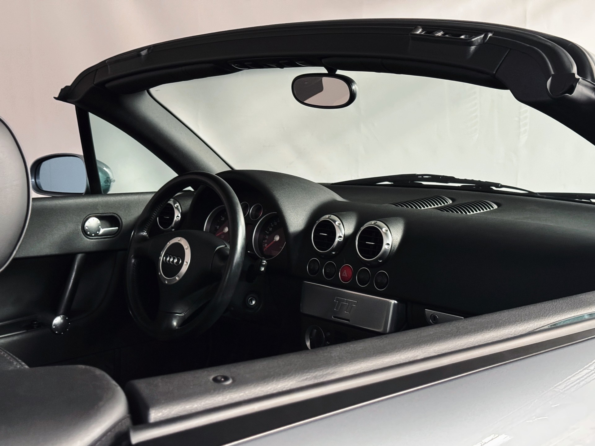 AUDI TT Roadster 1.8 T-image-20