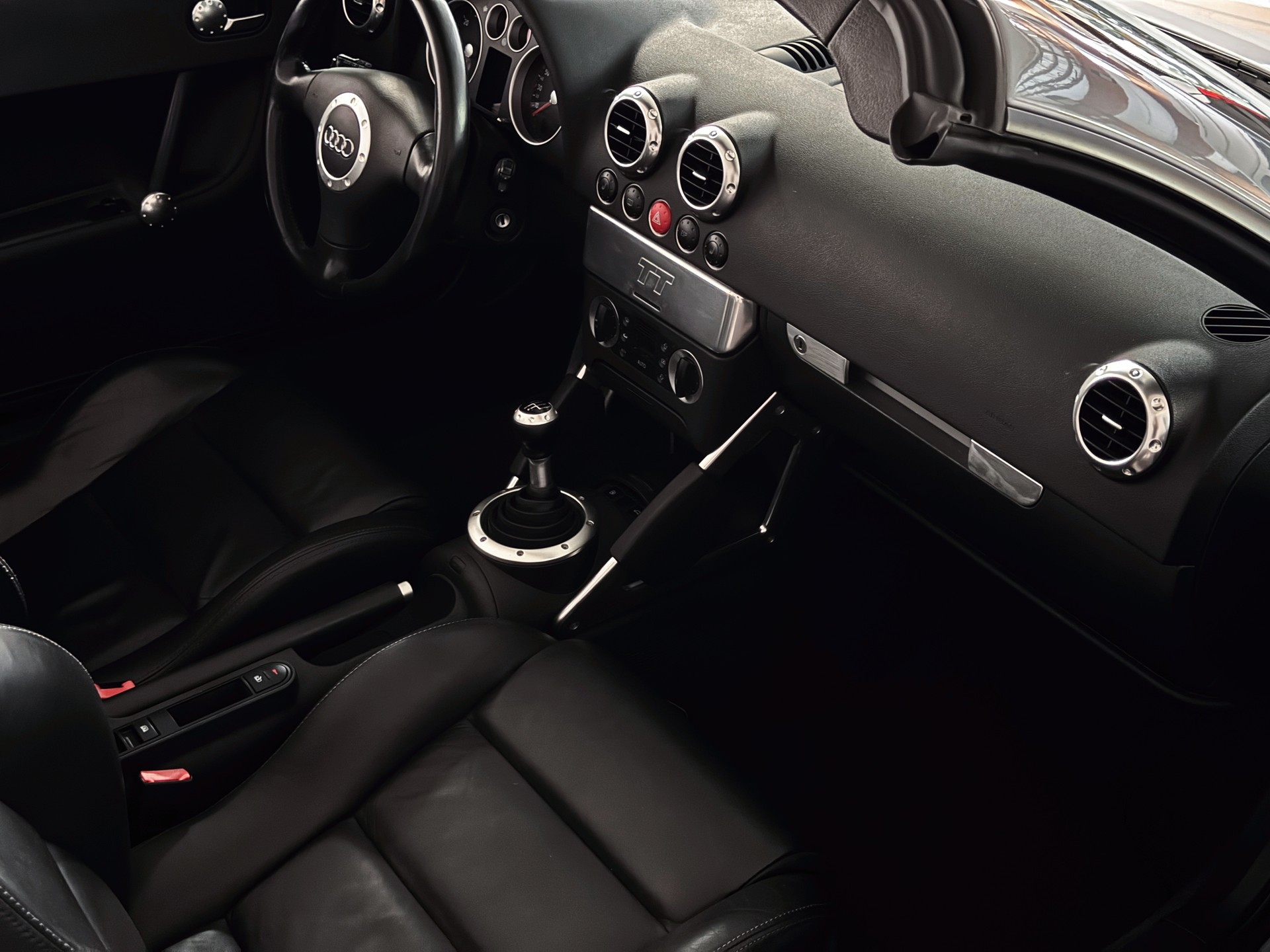 AUDI TT Roadster 1.8 T-image-17
