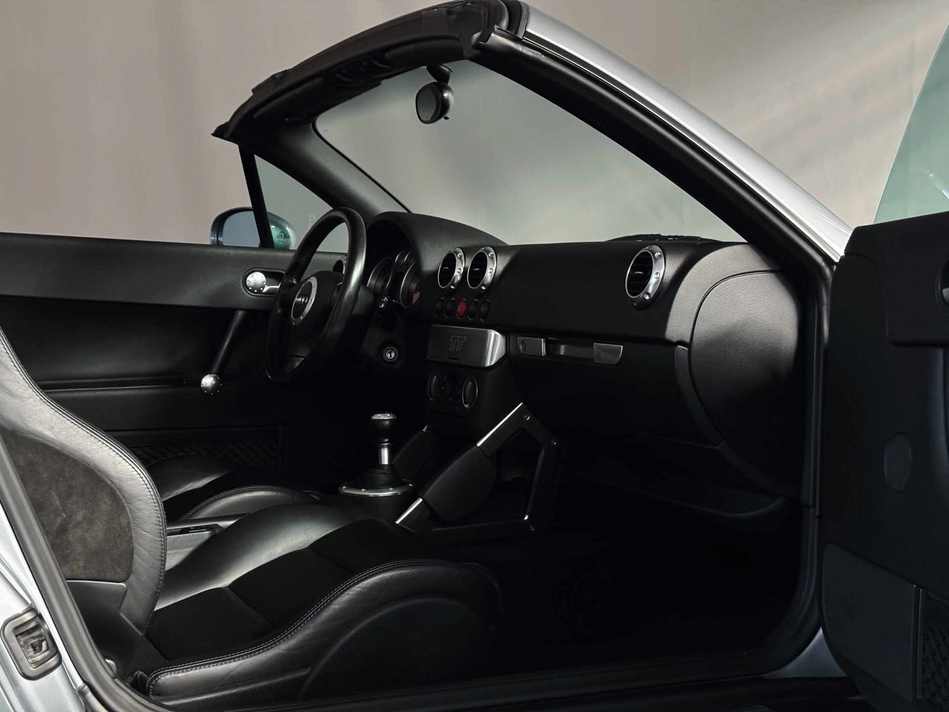 AUDI TT Roadster 1.8 T-image-19