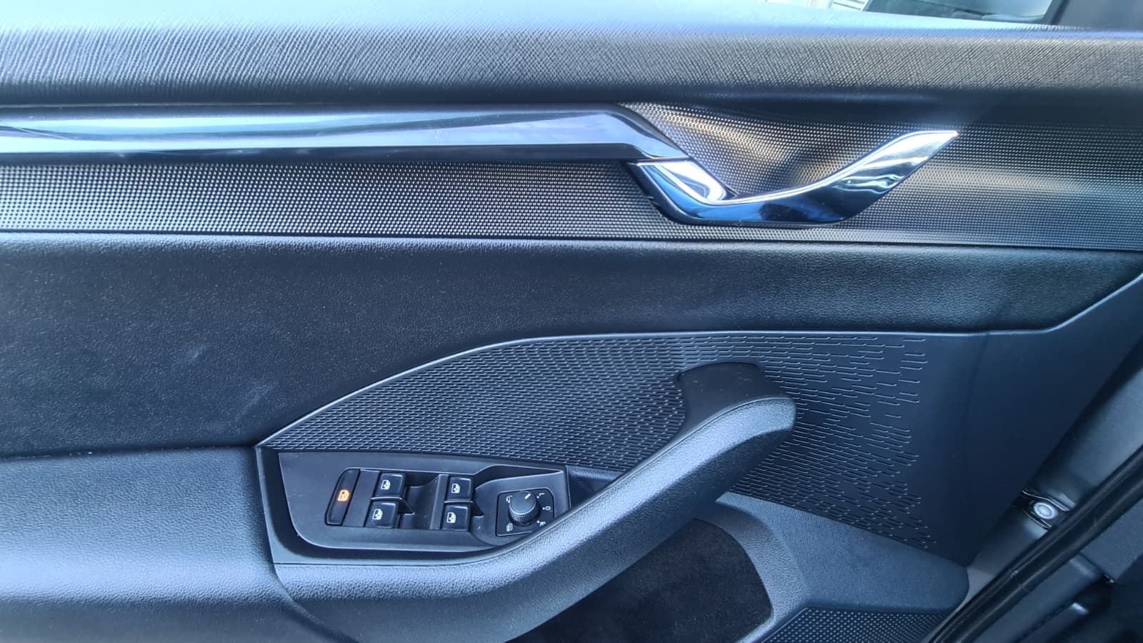SKODA Octavia Combi 2.0 TDI DSG Ambition ** Gr-Navi ** Sitzheizung ** Abstandsregelsysteme ** Virtual Cockpit ** Neues Modell 2023 **-image-11