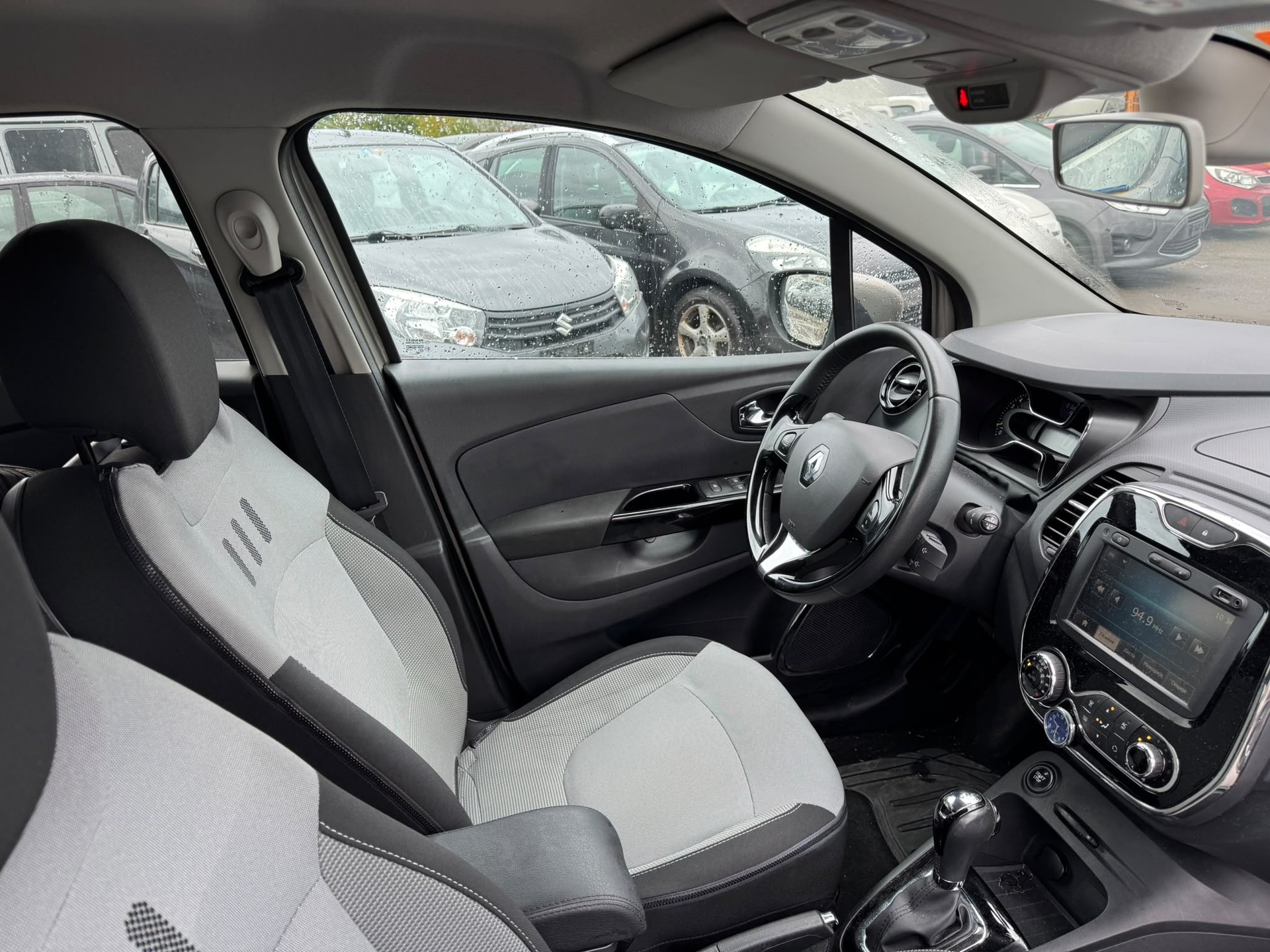 RENAULT Captur 1.2 T 16V Dynamique EDC-image-11