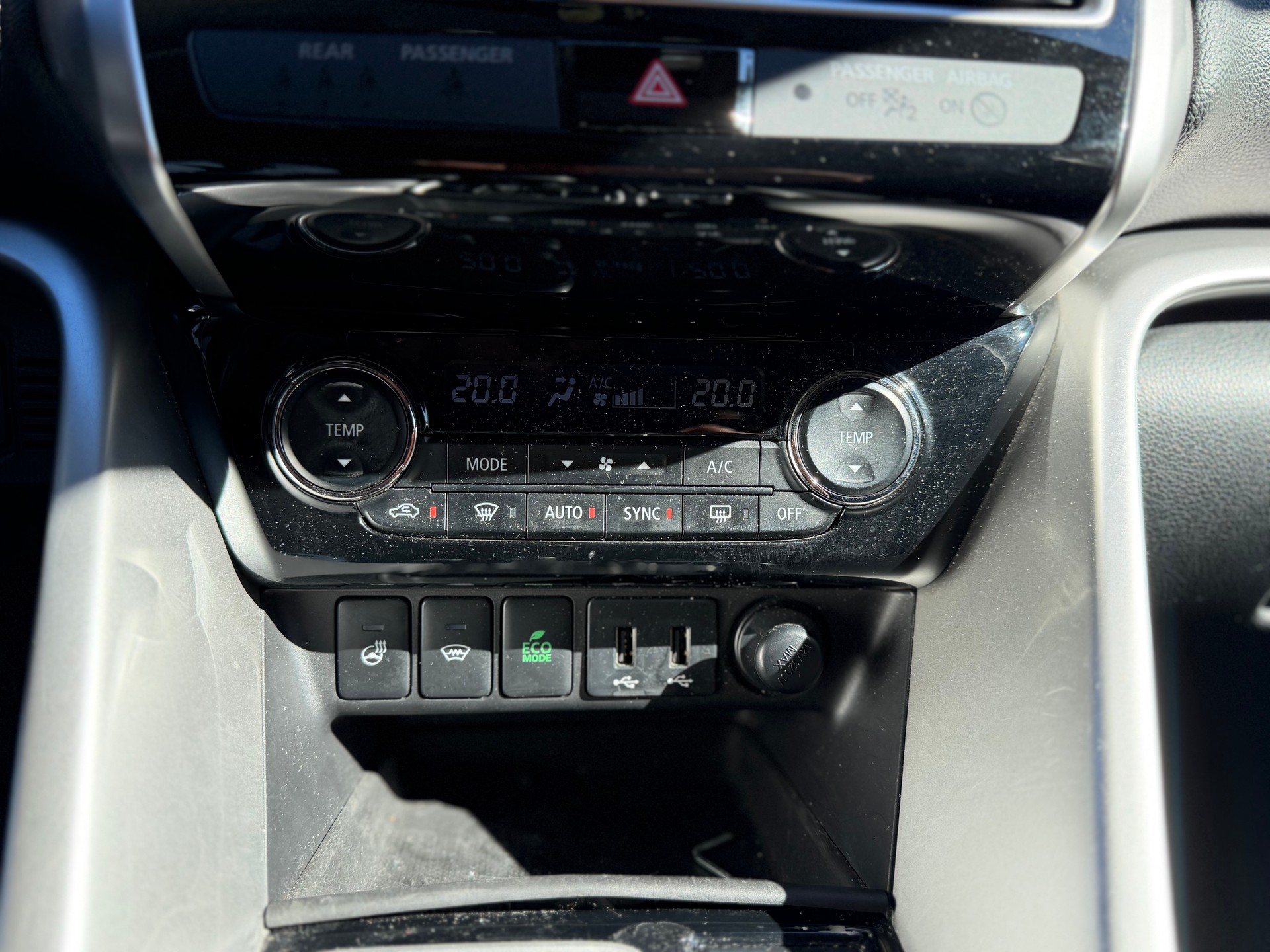 MITSUBISHI Eclipse Cross 1.5 T-Mivec Style 4WD CVT-image-15