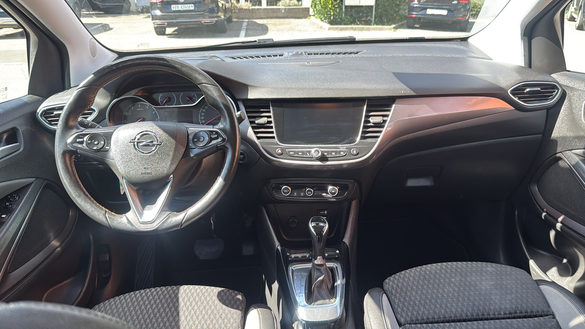 OPEL Crossland X 1.2i Ultimate Automatik-image-5
