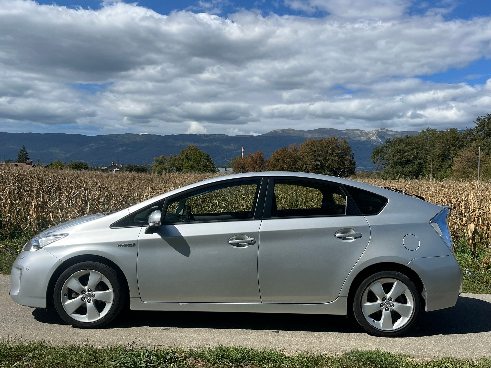 TOYOTA Prius 1.8 16V HSD Sol Premium-image-4