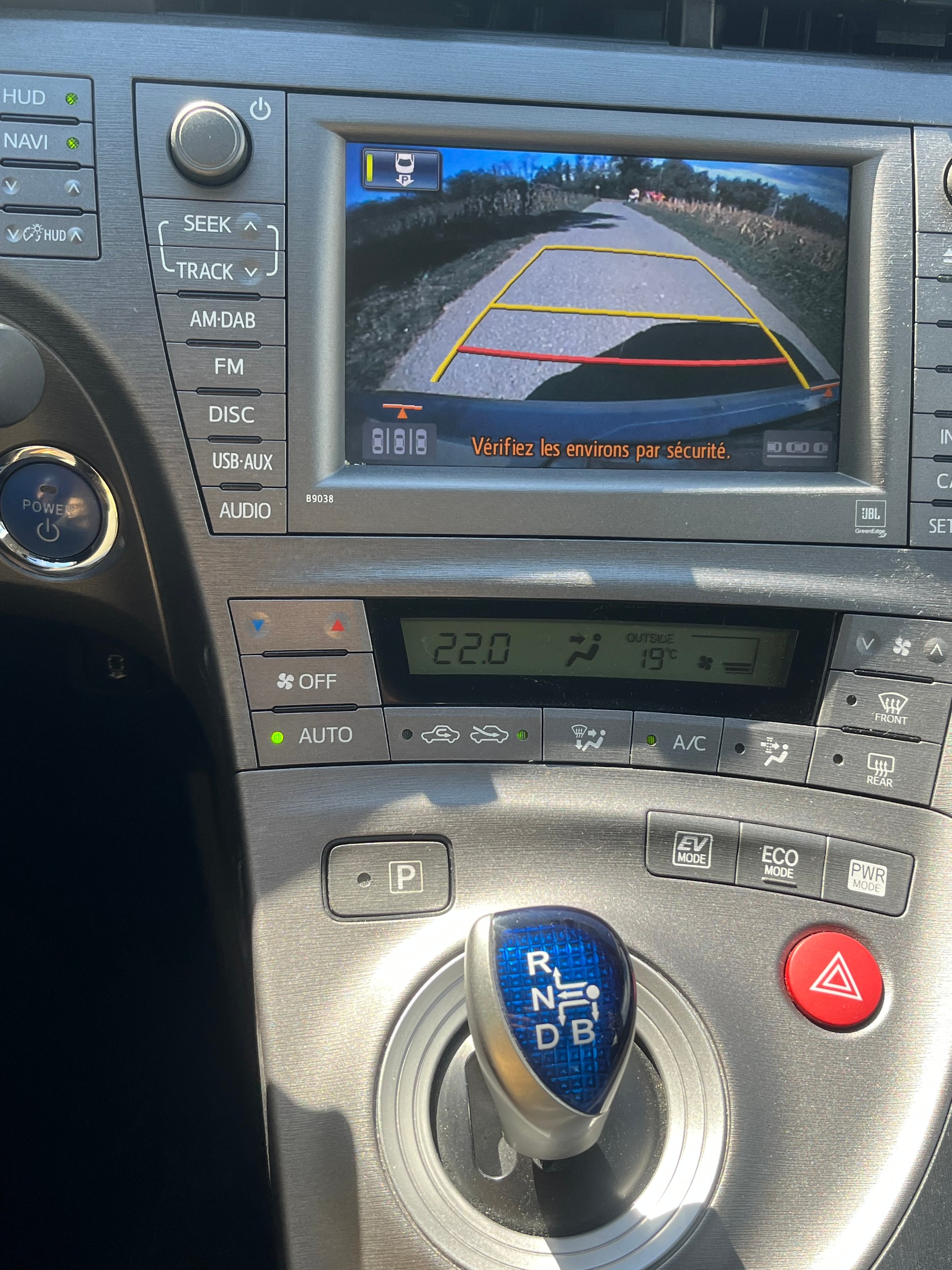TOYOTA Prius 1.8 16V HSD Sol Premium-image-13