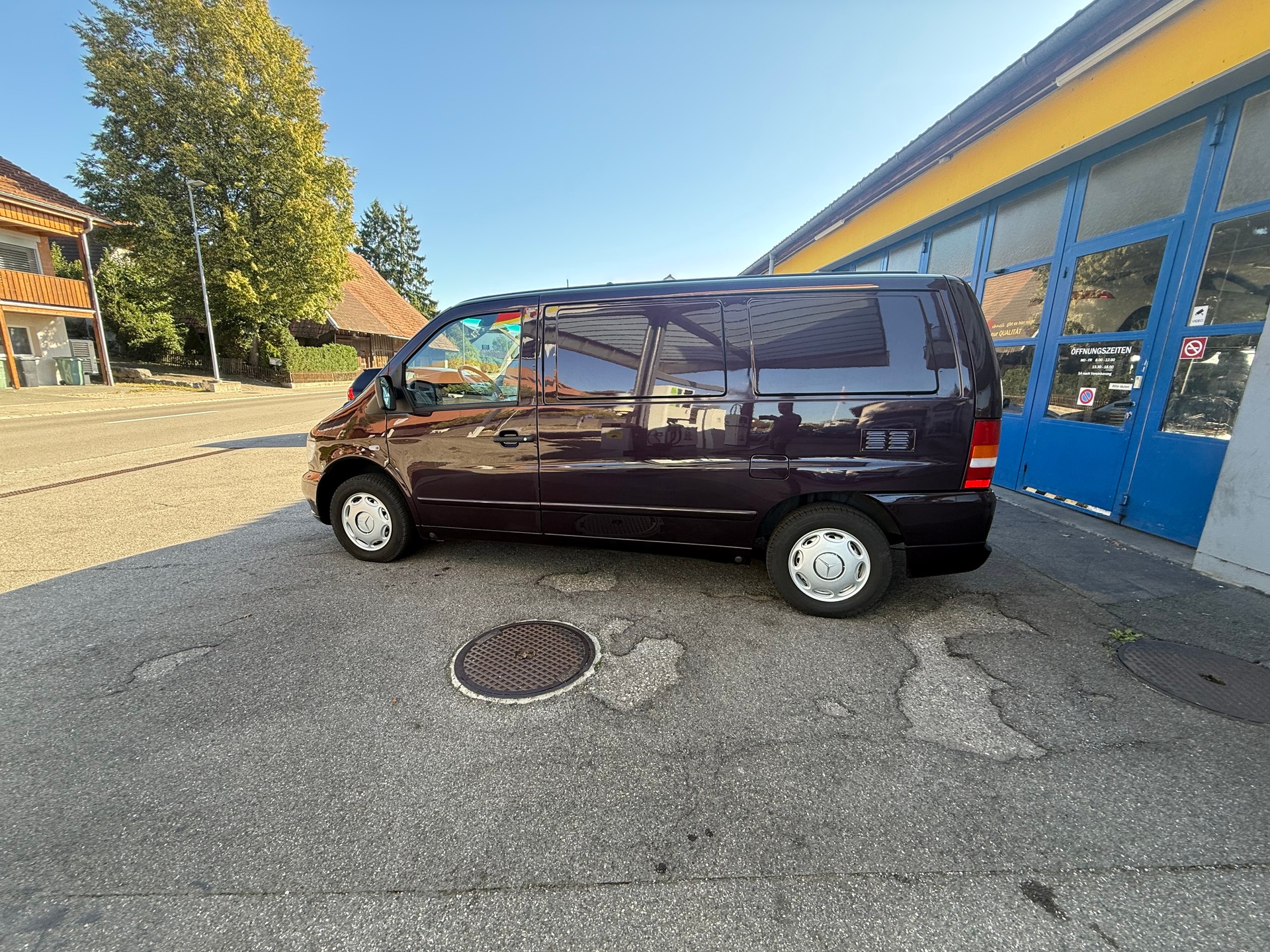 MERCEDES-BENZ Vito 113 2.0i-16-image-5
