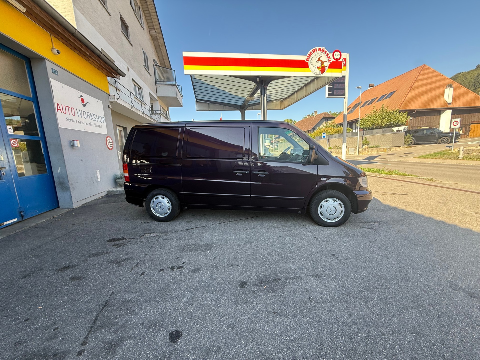MERCEDES-BENZ Vito 113 2.0i-16-image-1