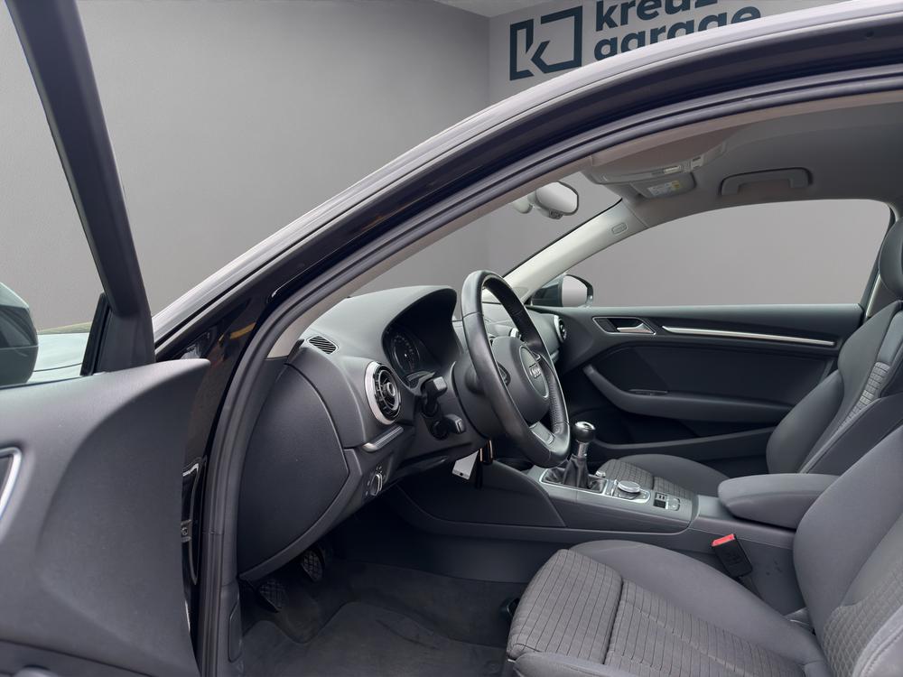 AUDI A3 1.4 TFSI Ambition-image-5