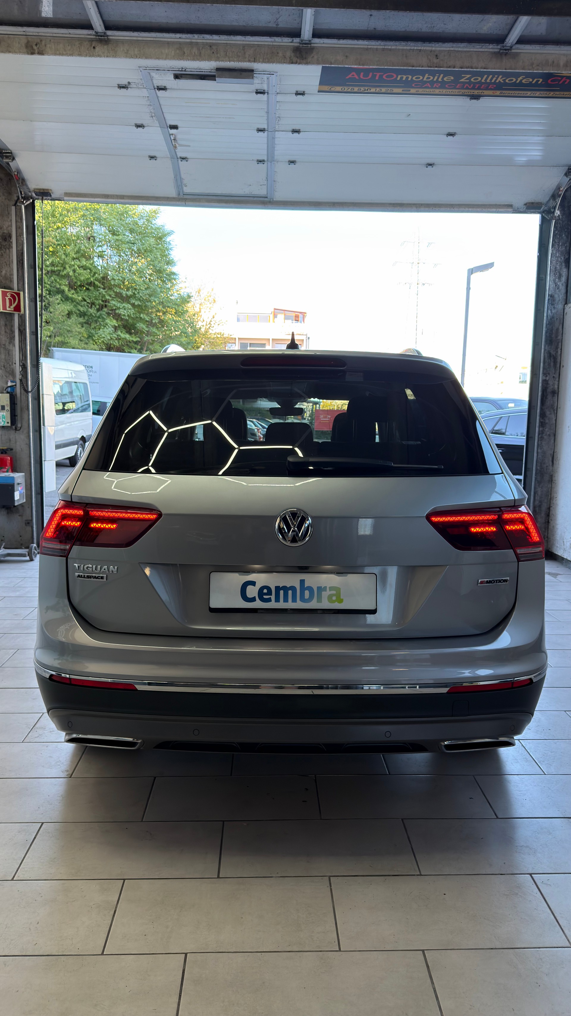 VW Tiguan Allspace 2.0TSI Life 4Motion DSG-image-7